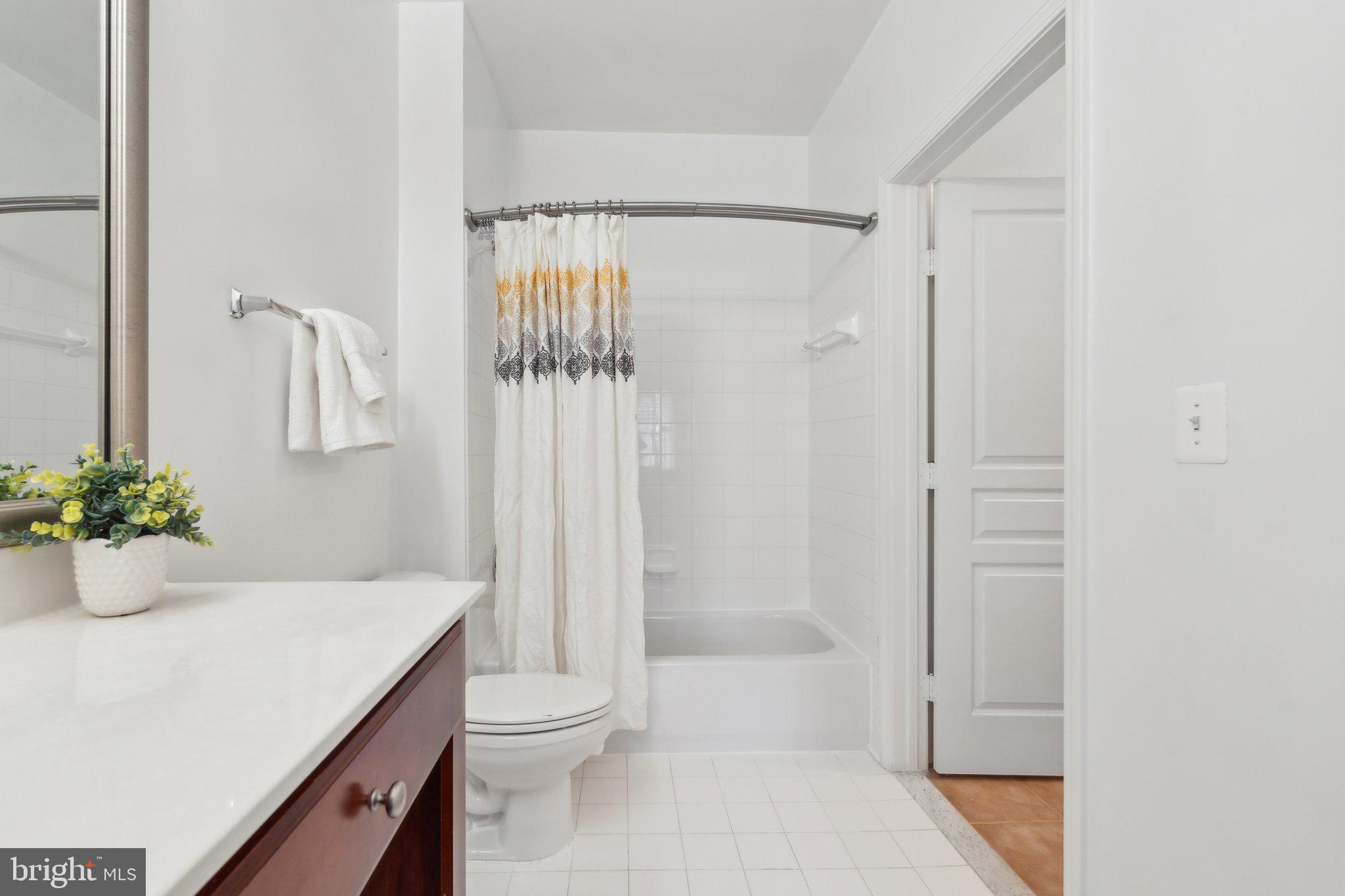 MARKET STREET AT TOWN CENTER - Residential