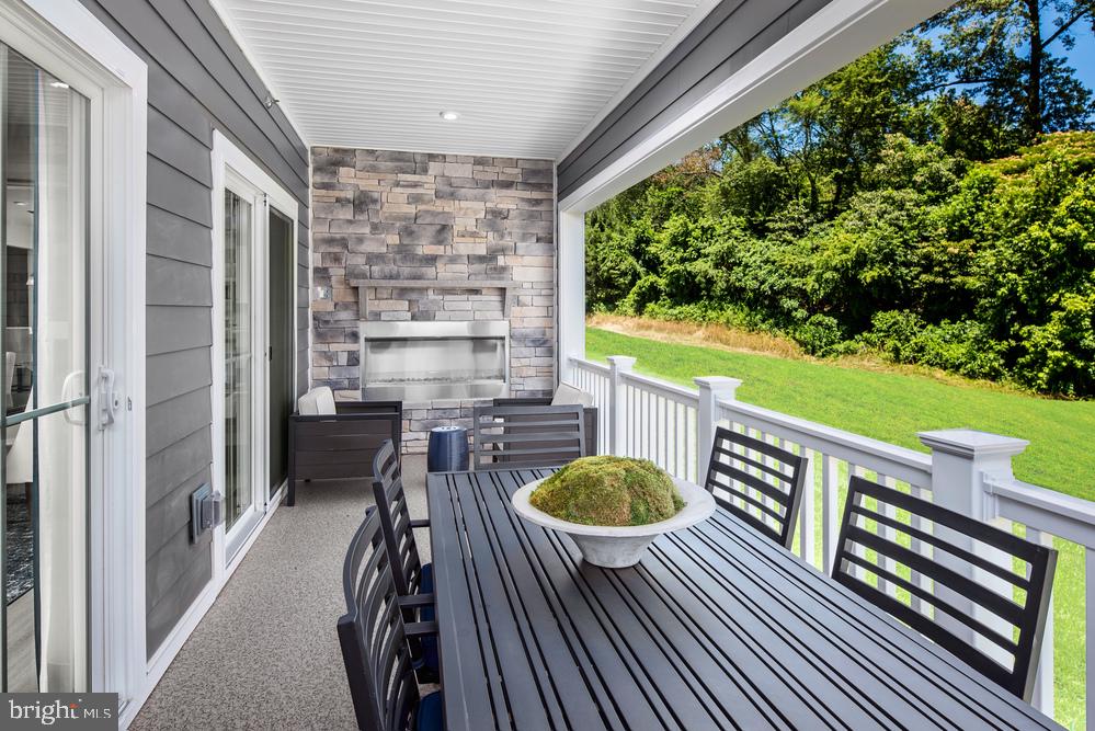 GREENLEIGH AT CROSSROADS - Residential