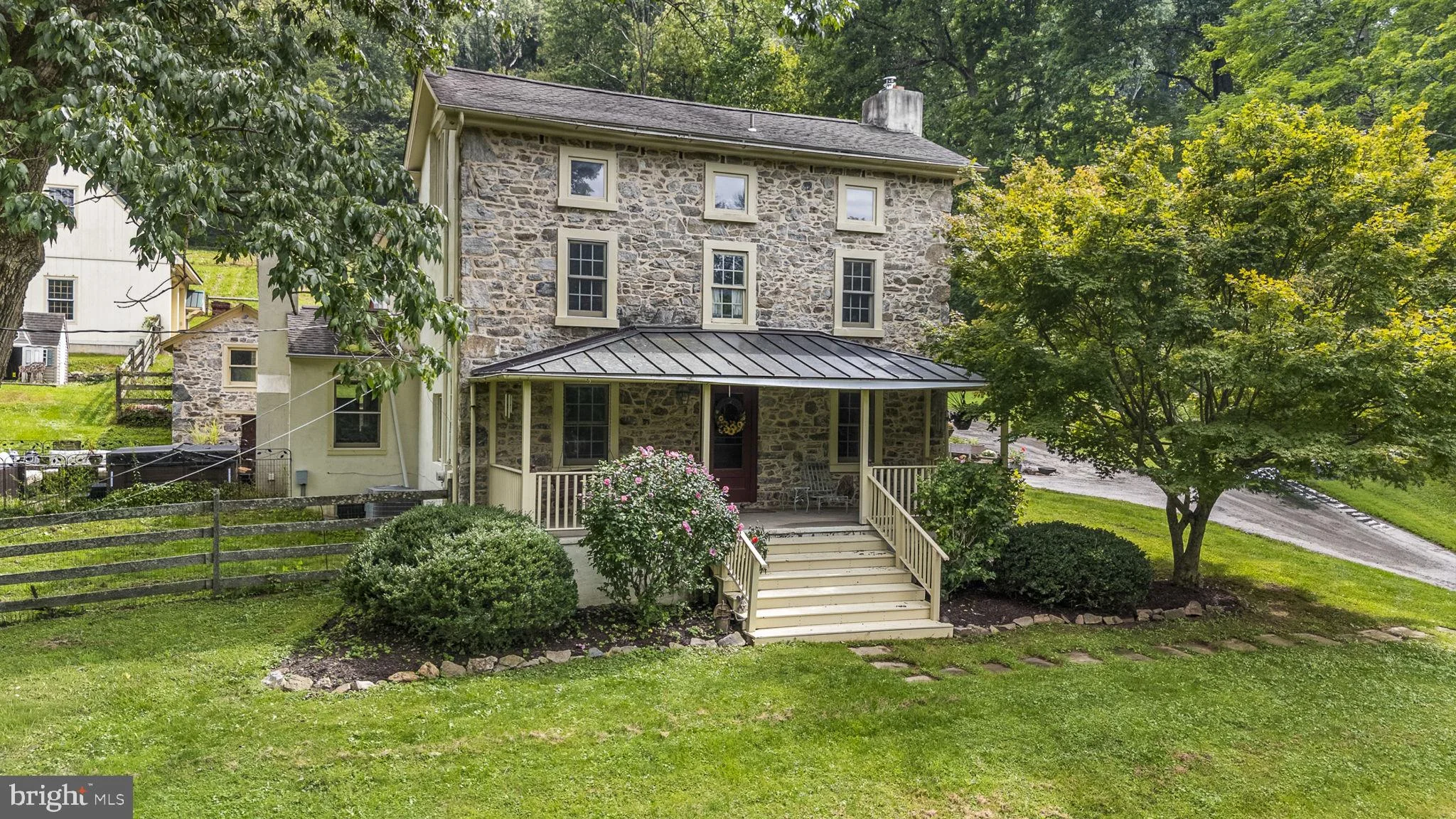 1272 Hollow Road, Chester Springs, PA, 19425