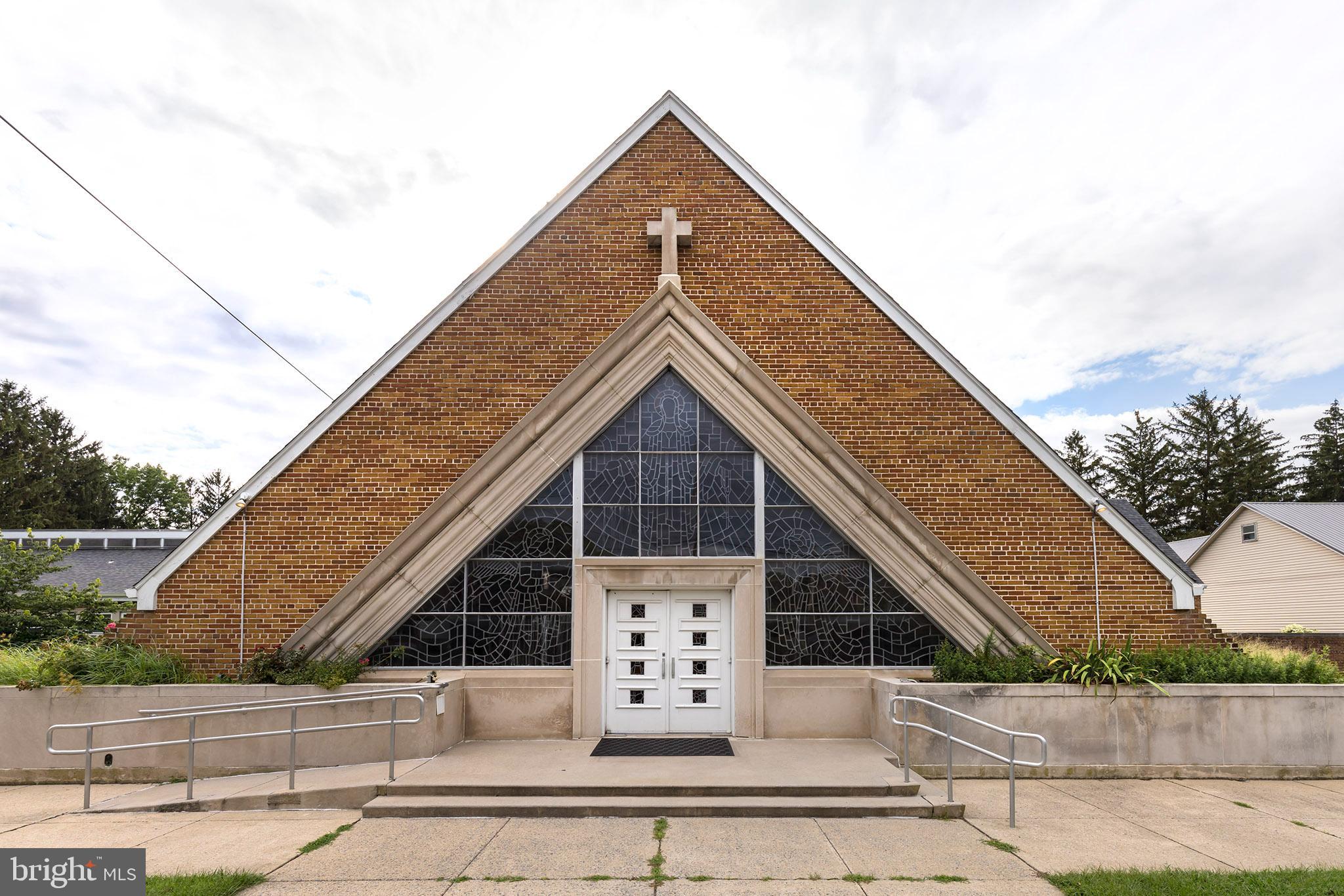 MANHEIM TWP - Commercial Sale