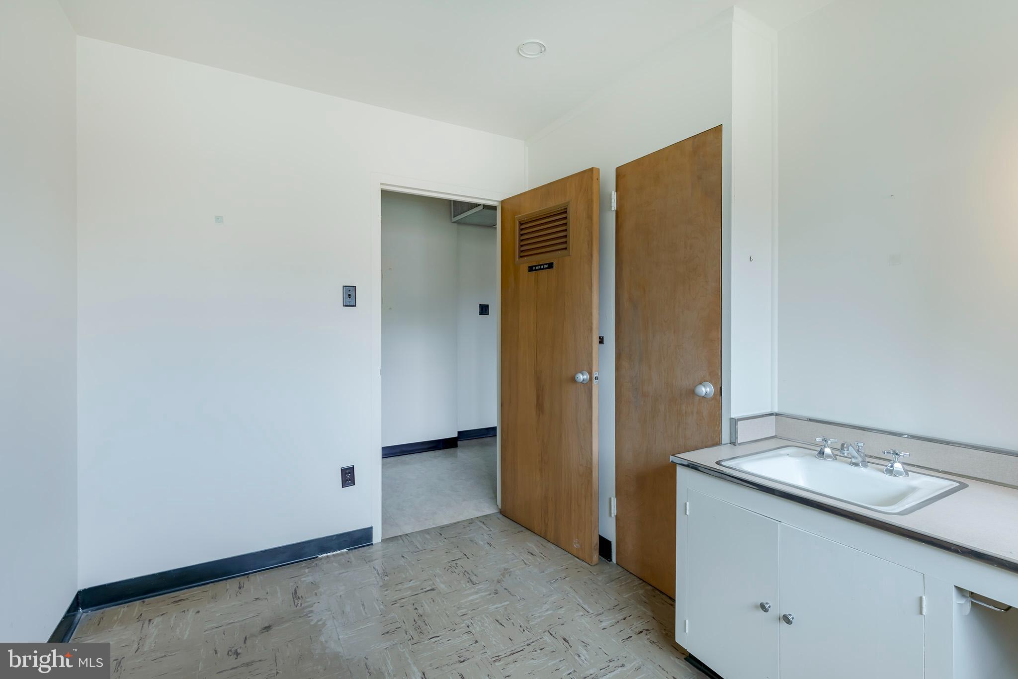 MANHEIM TWP - Commercial Sale