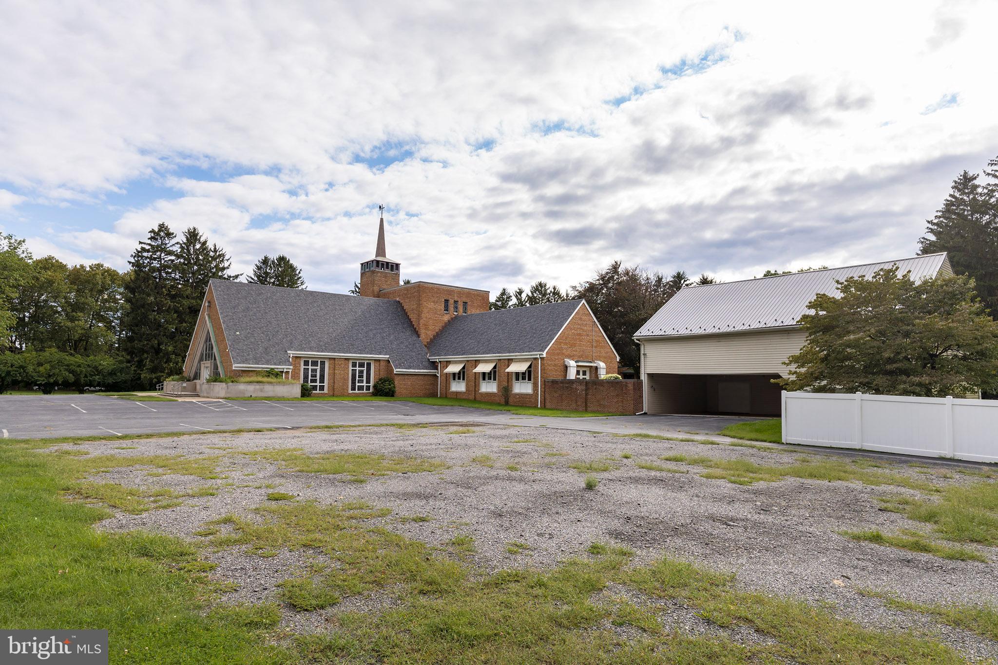 MANHEIM TWP - Commercial Sale