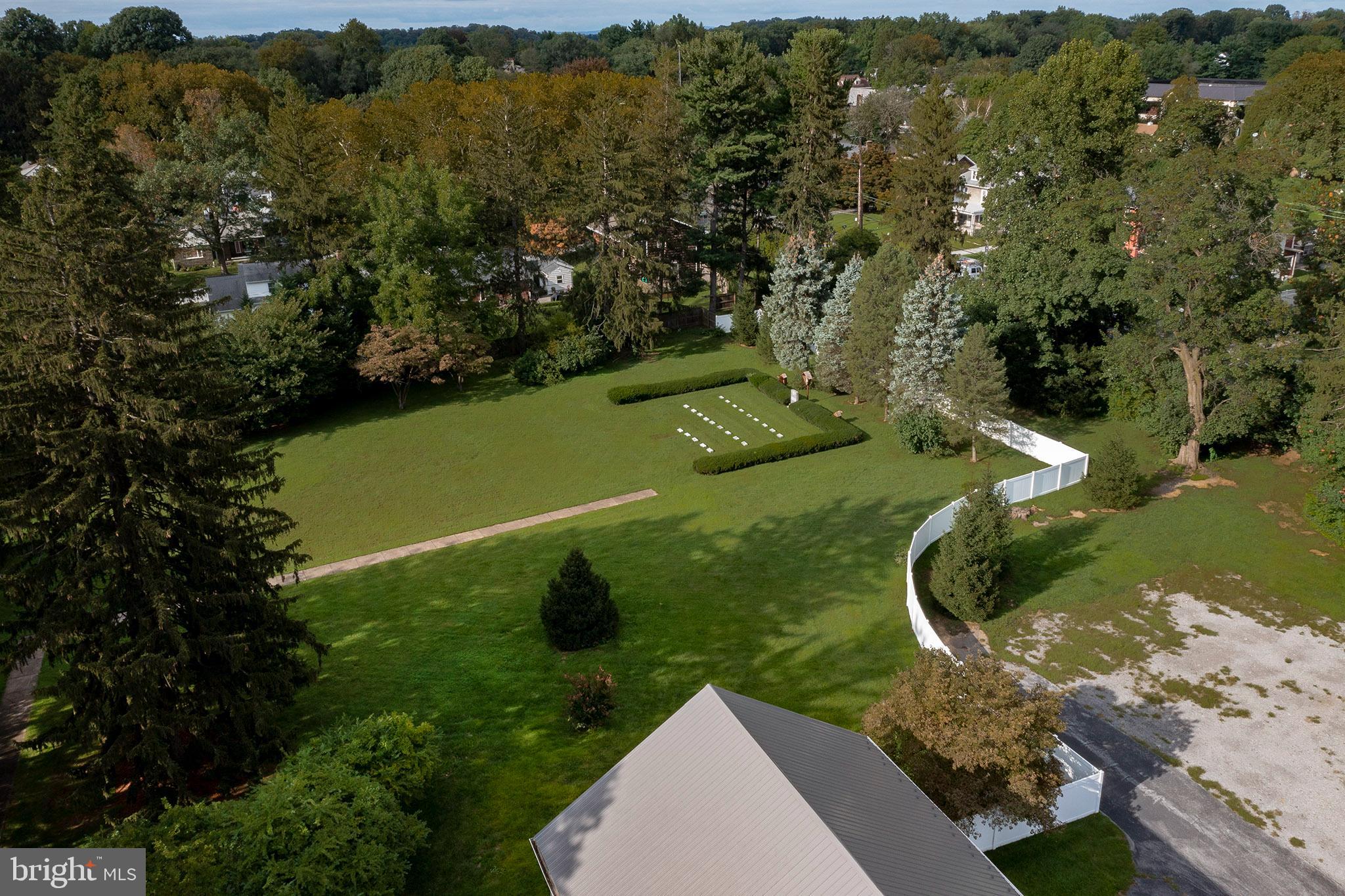 MANHEIM TWP - Commercial Sale