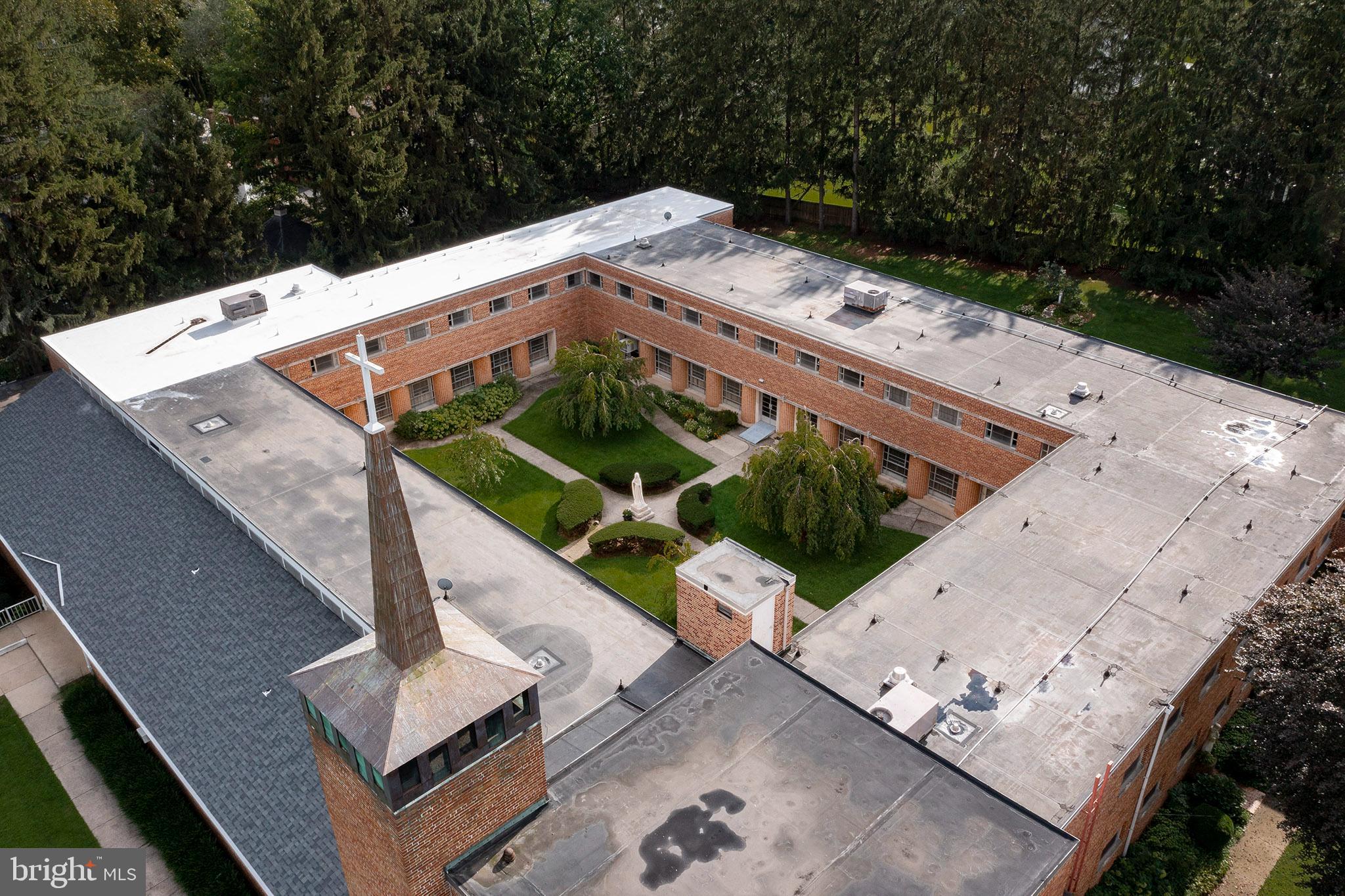 MANHEIM TWP - Commercial Sale