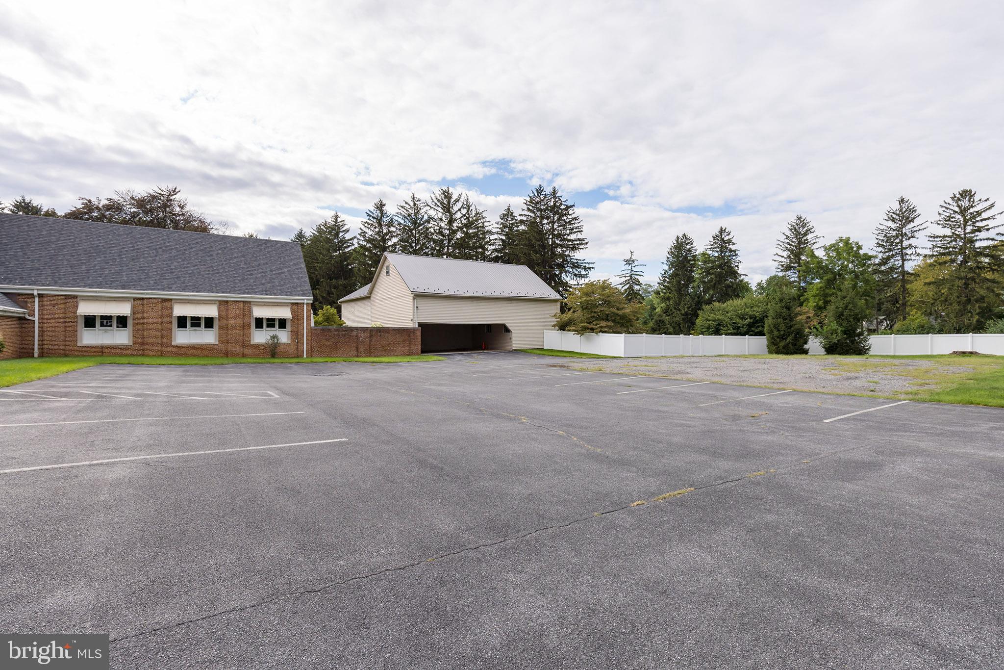 MANHEIM TWP - Commercial Sale