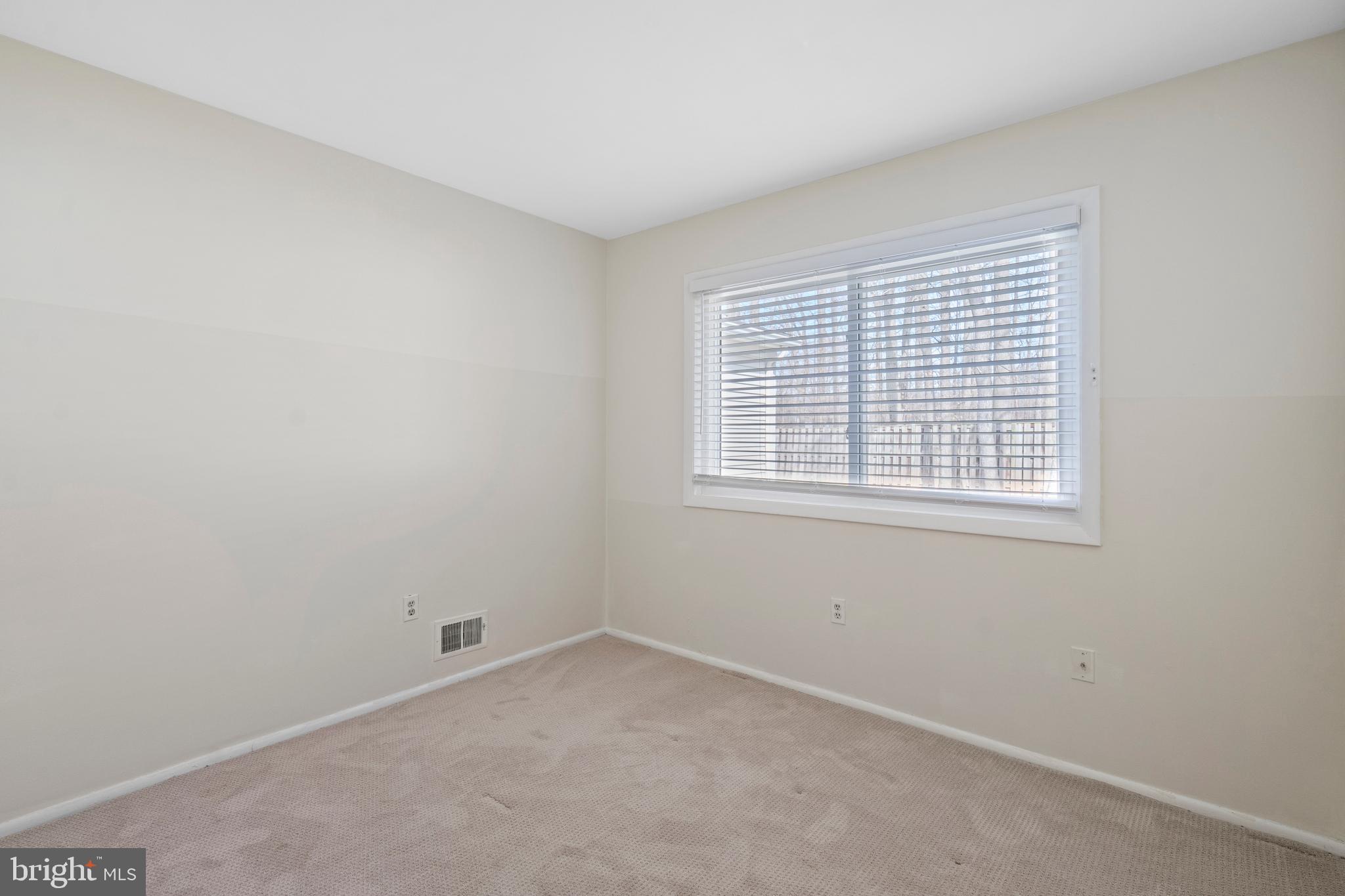 SUGARLAND RUN - Residential Lease