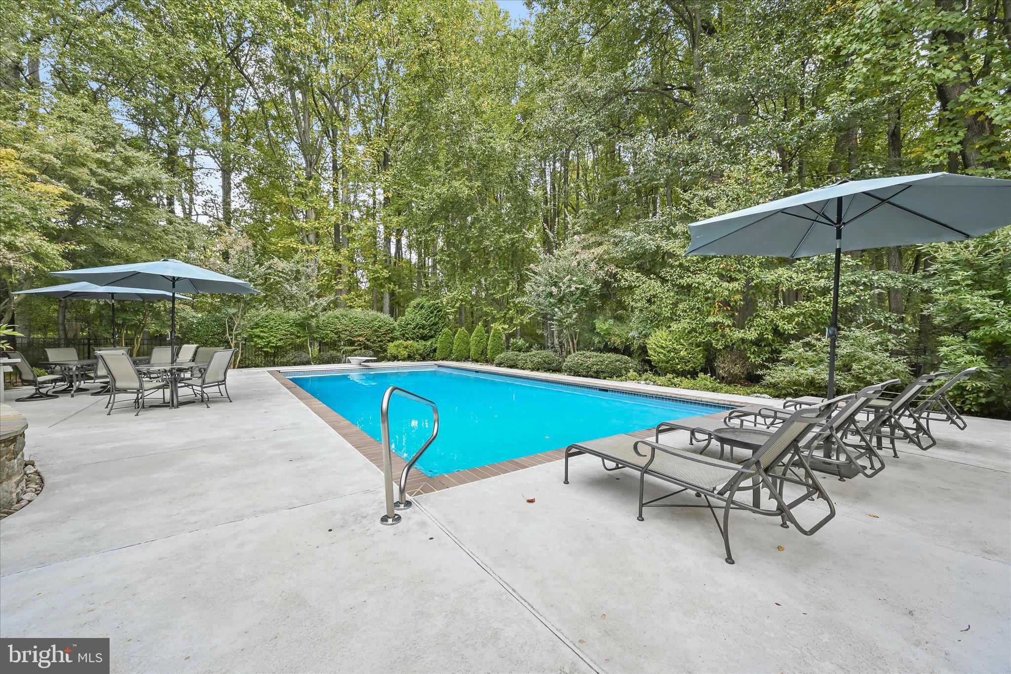 ABRAMS - Residential