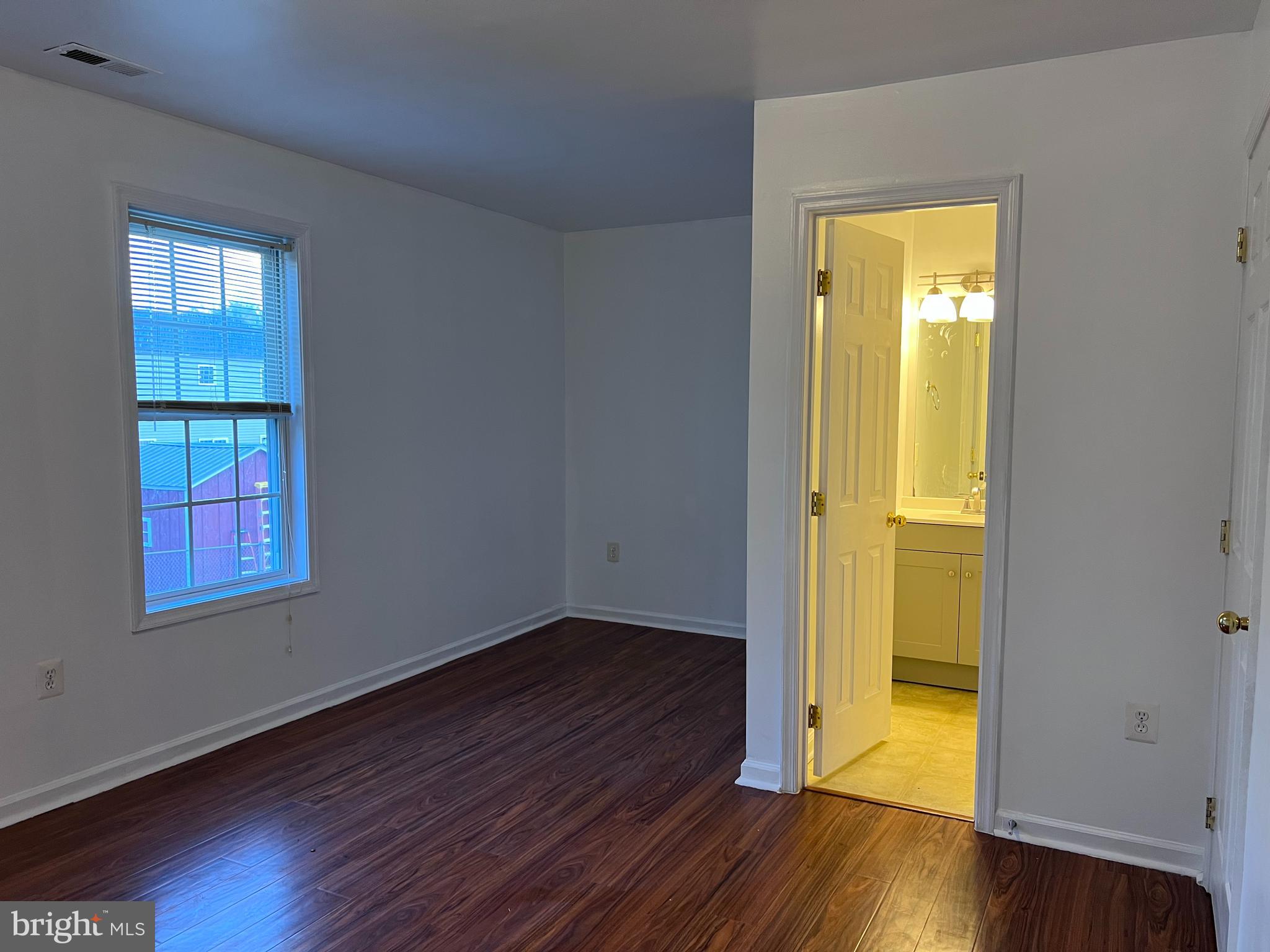 MADISON VILLAGE - Residential