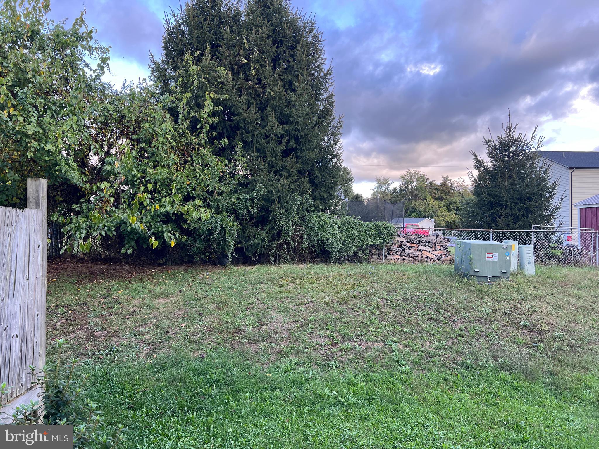 MADISON VILLAGE - Residential