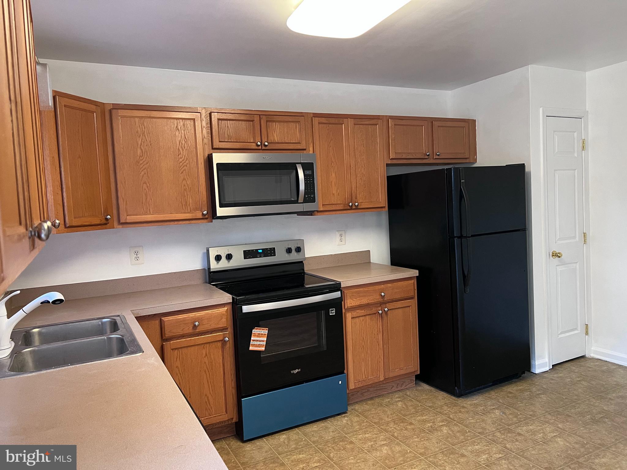 MADISON VILLAGE - Residential