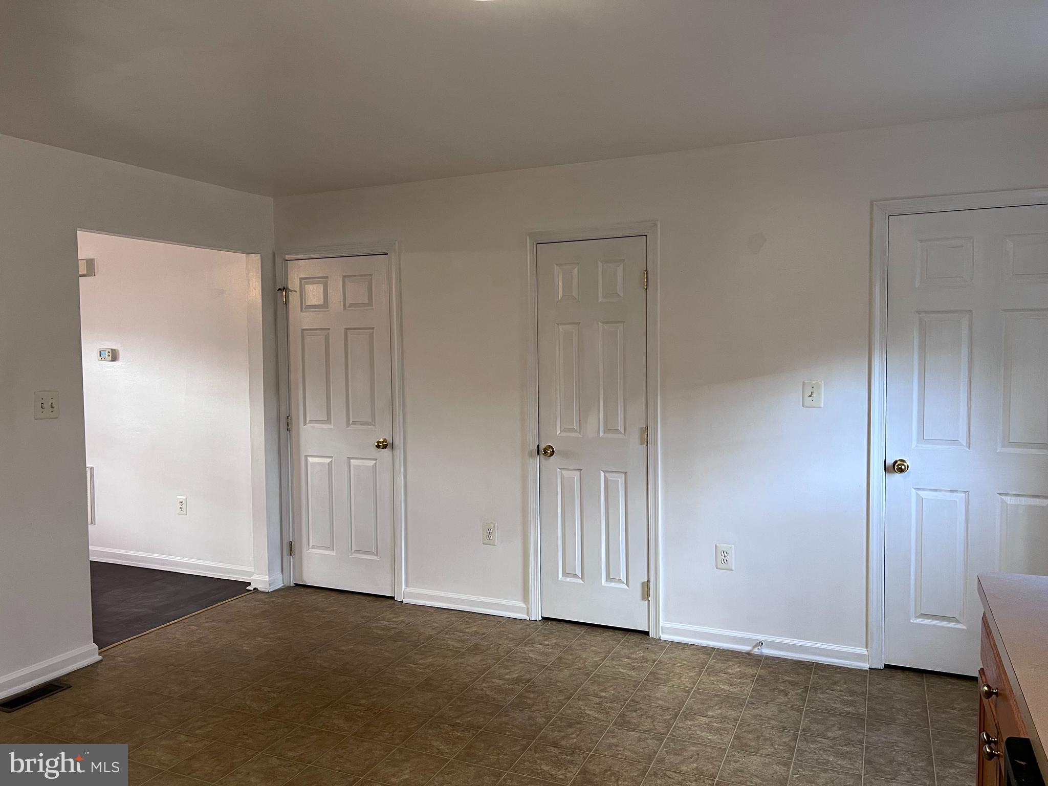 MADISON VILLAGE - Residential