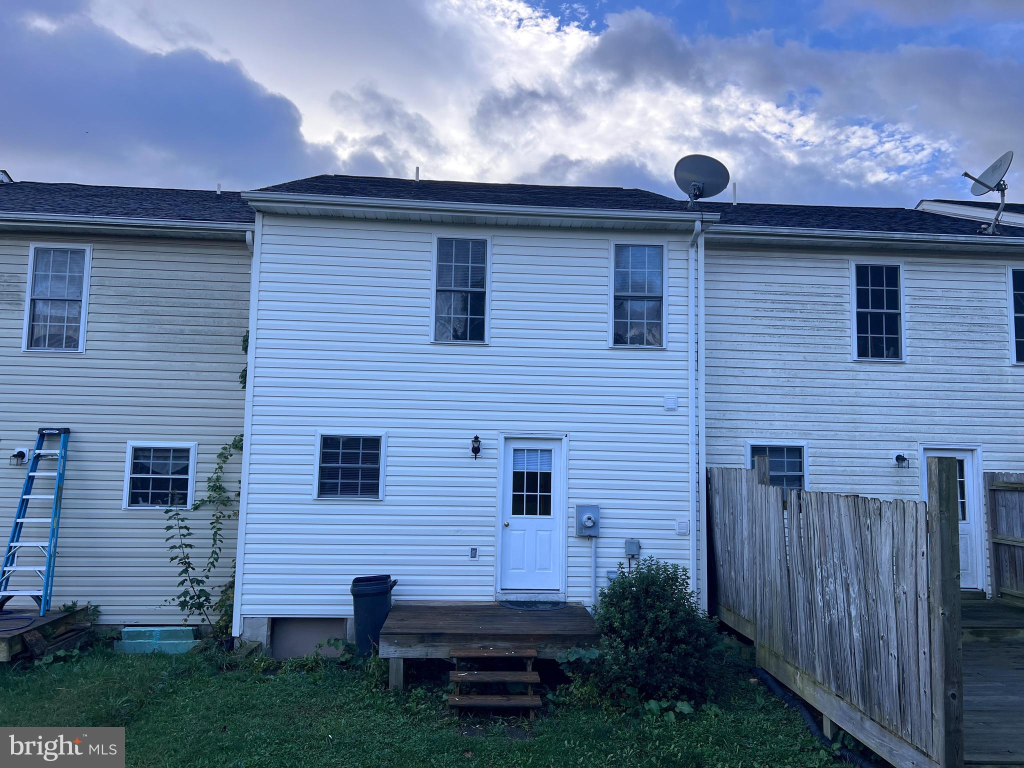 MADISON VILLAGE - Residential