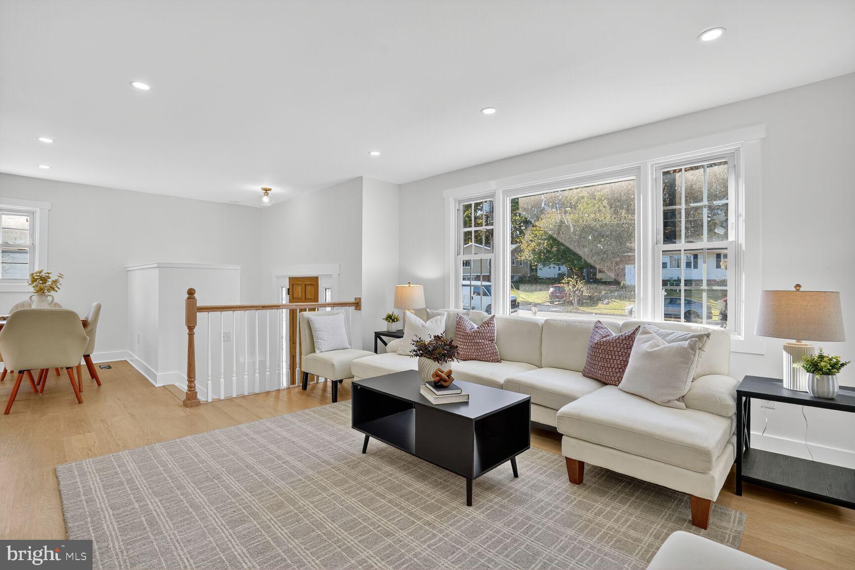 POHICK ESTATES - Residential Lease