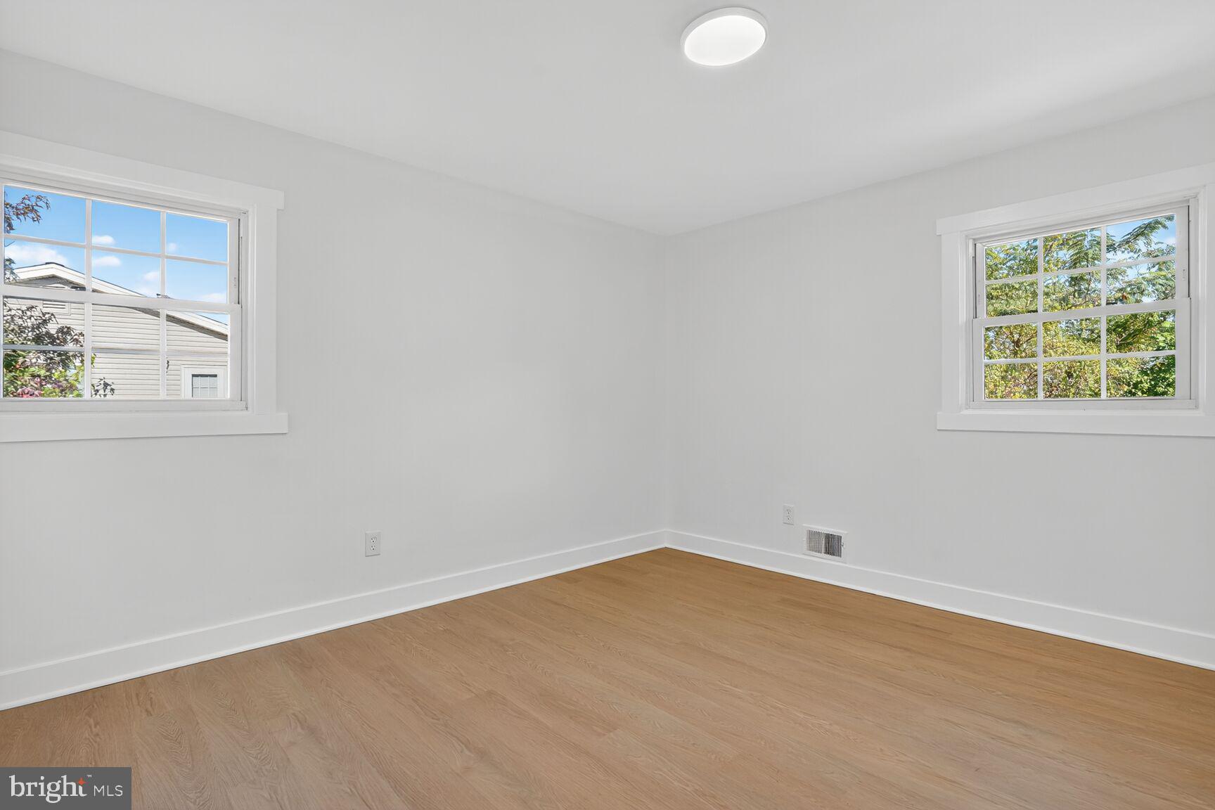 POHICK ESTATES - Residential Lease