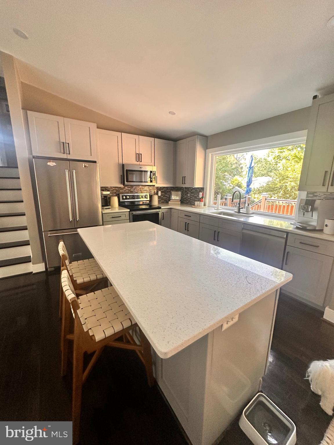 13304 HATHAWAY DRIVE