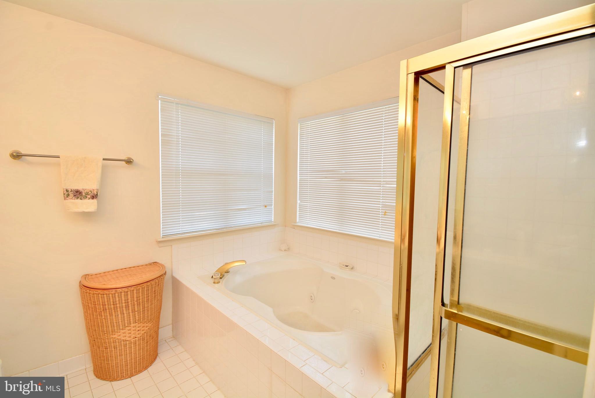 CROSSROADS MANOR - Residential