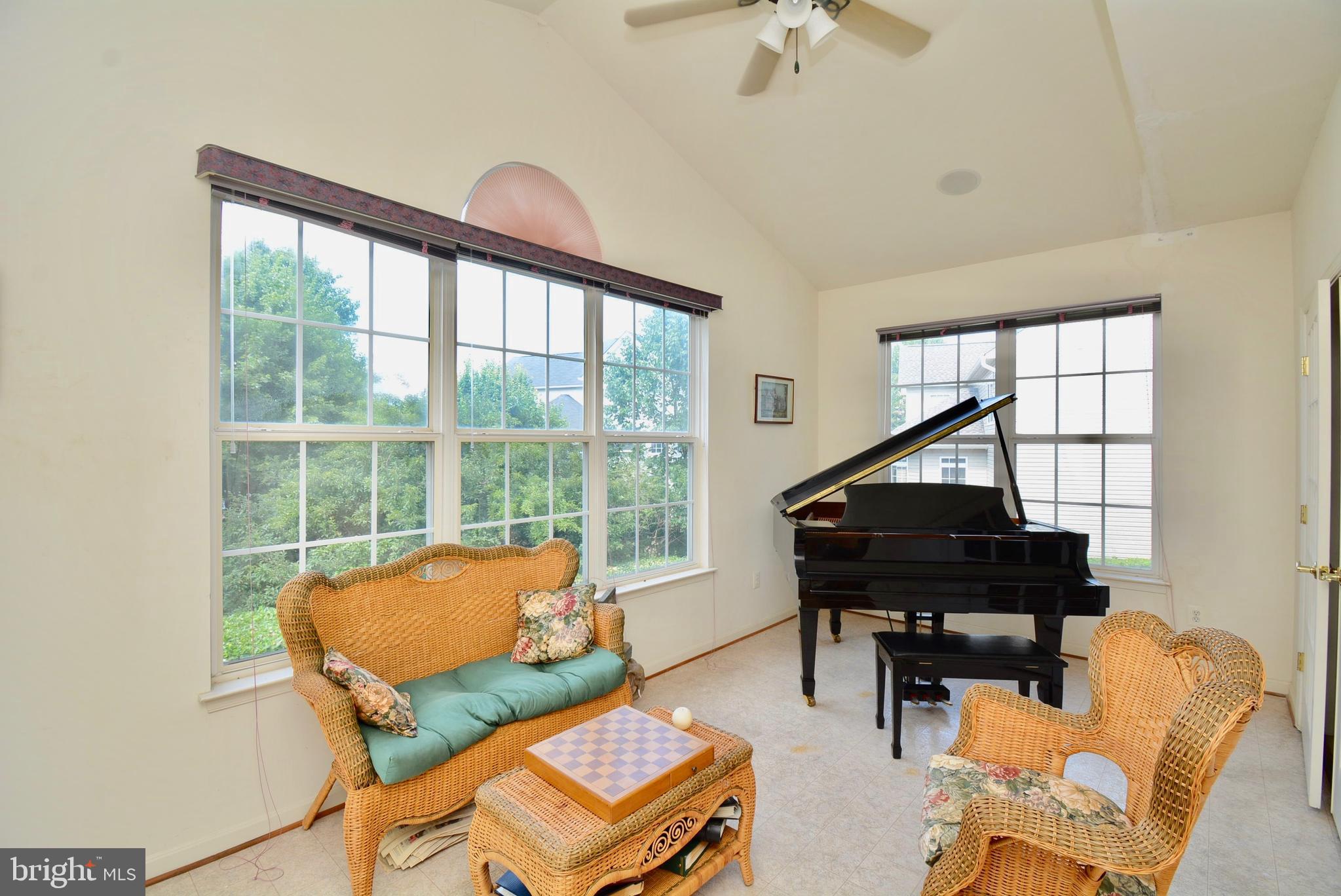 CROSSROADS MANOR - Residential