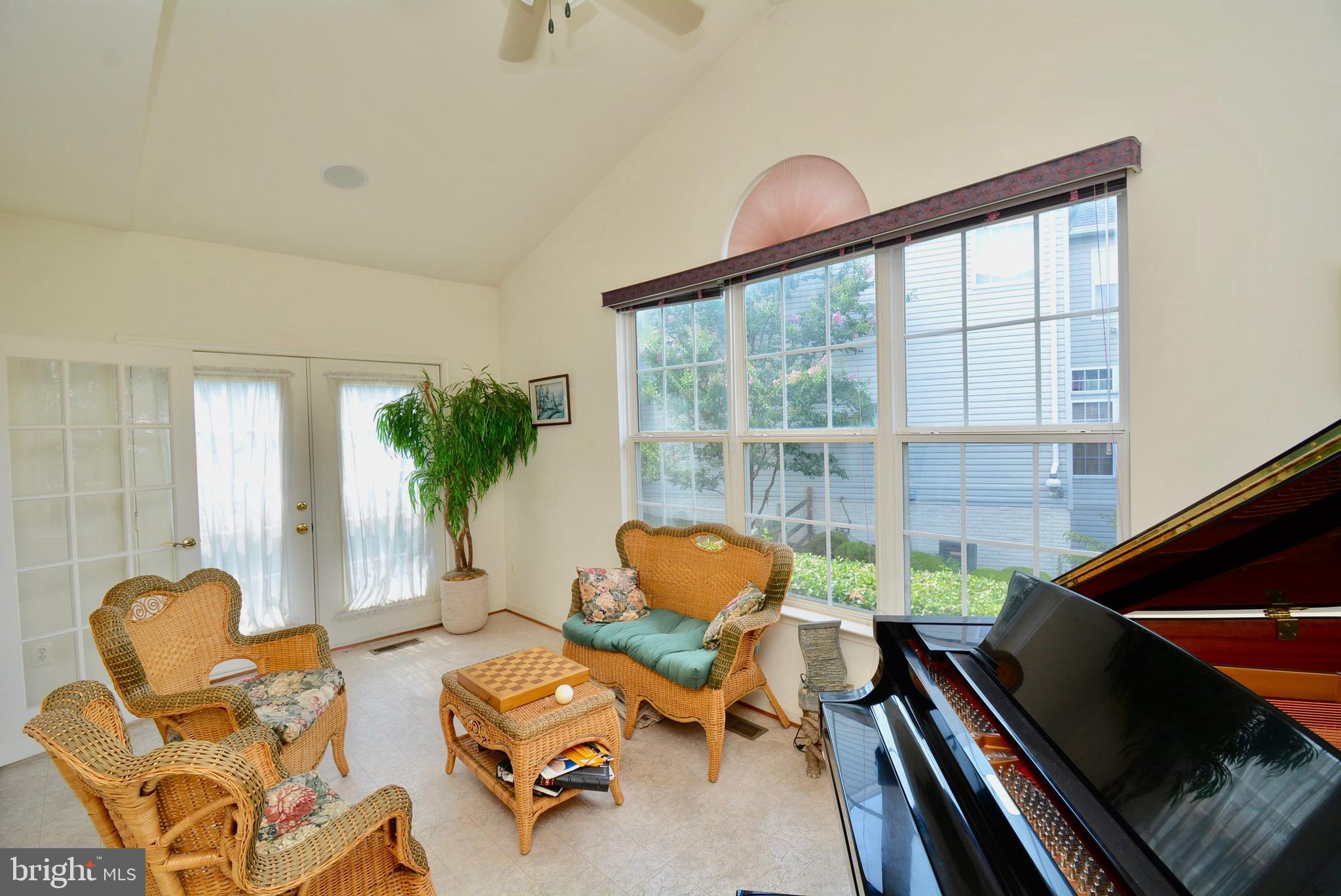 CROSSROADS MANOR - Residential