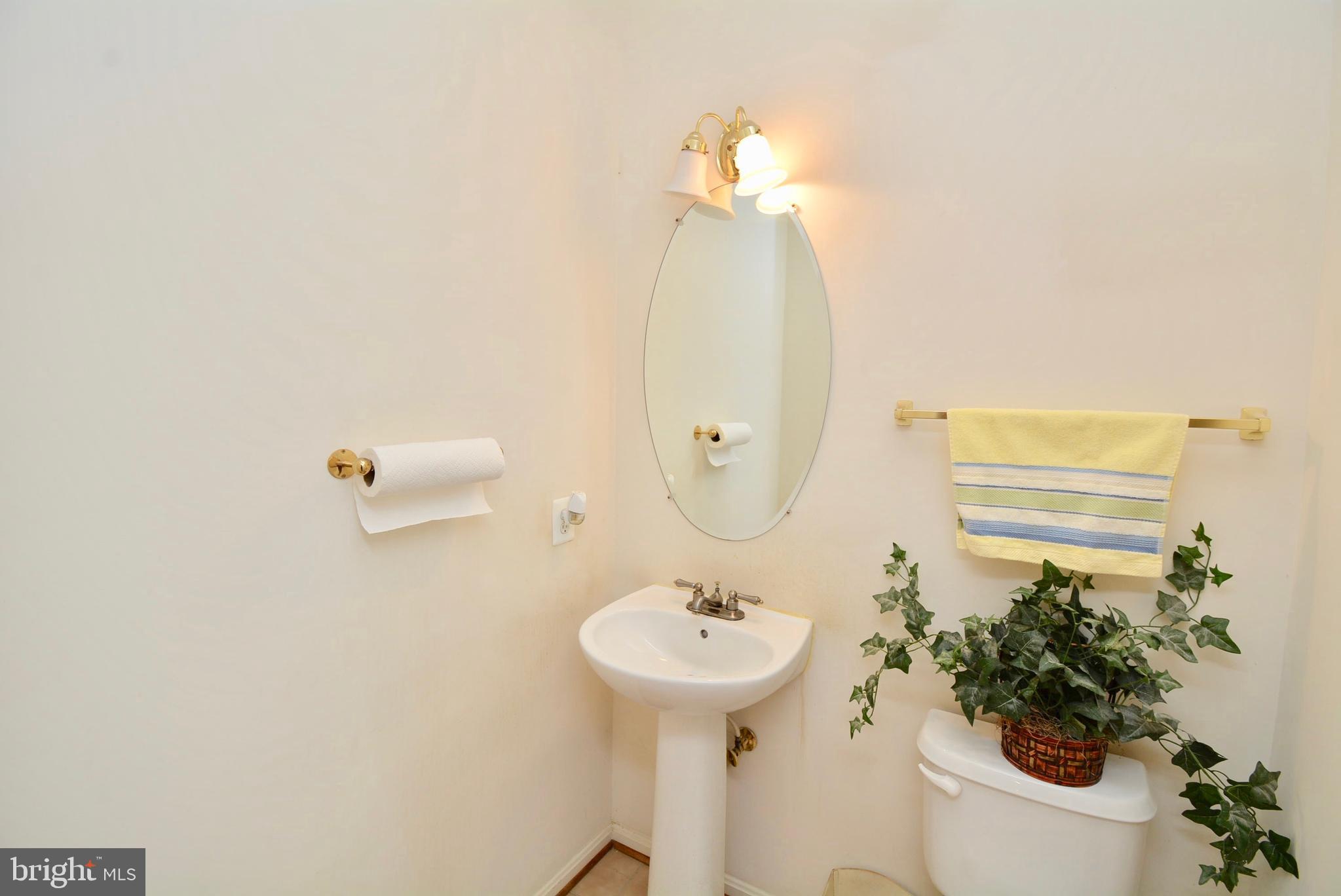 CROSSROADS MANOR - Residential