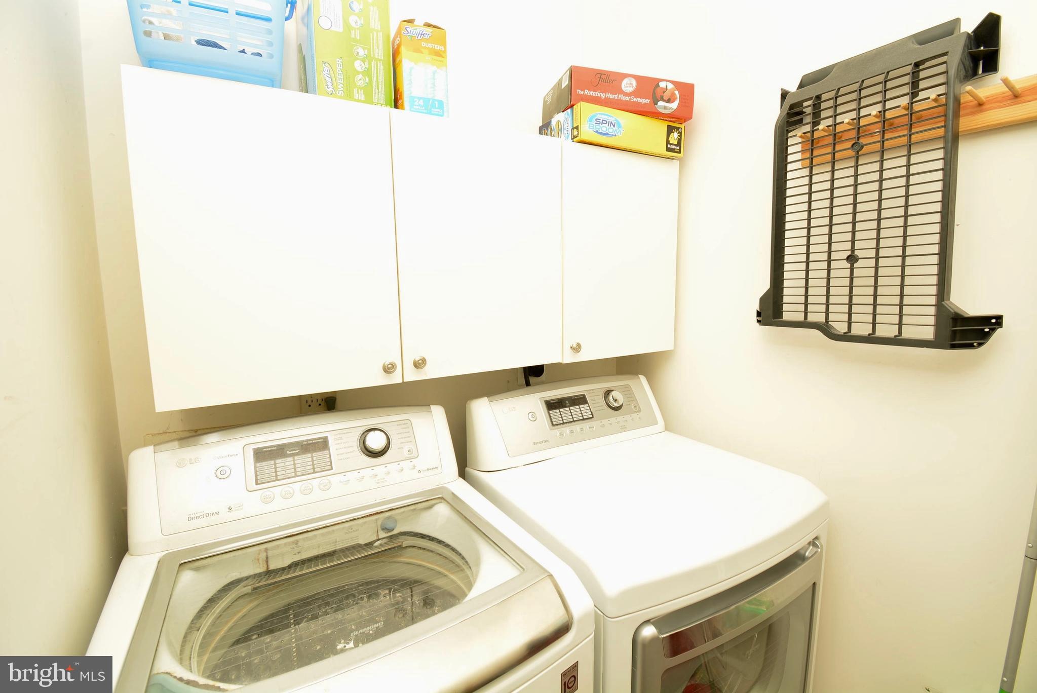 CROSSROADS MANOR - Residential