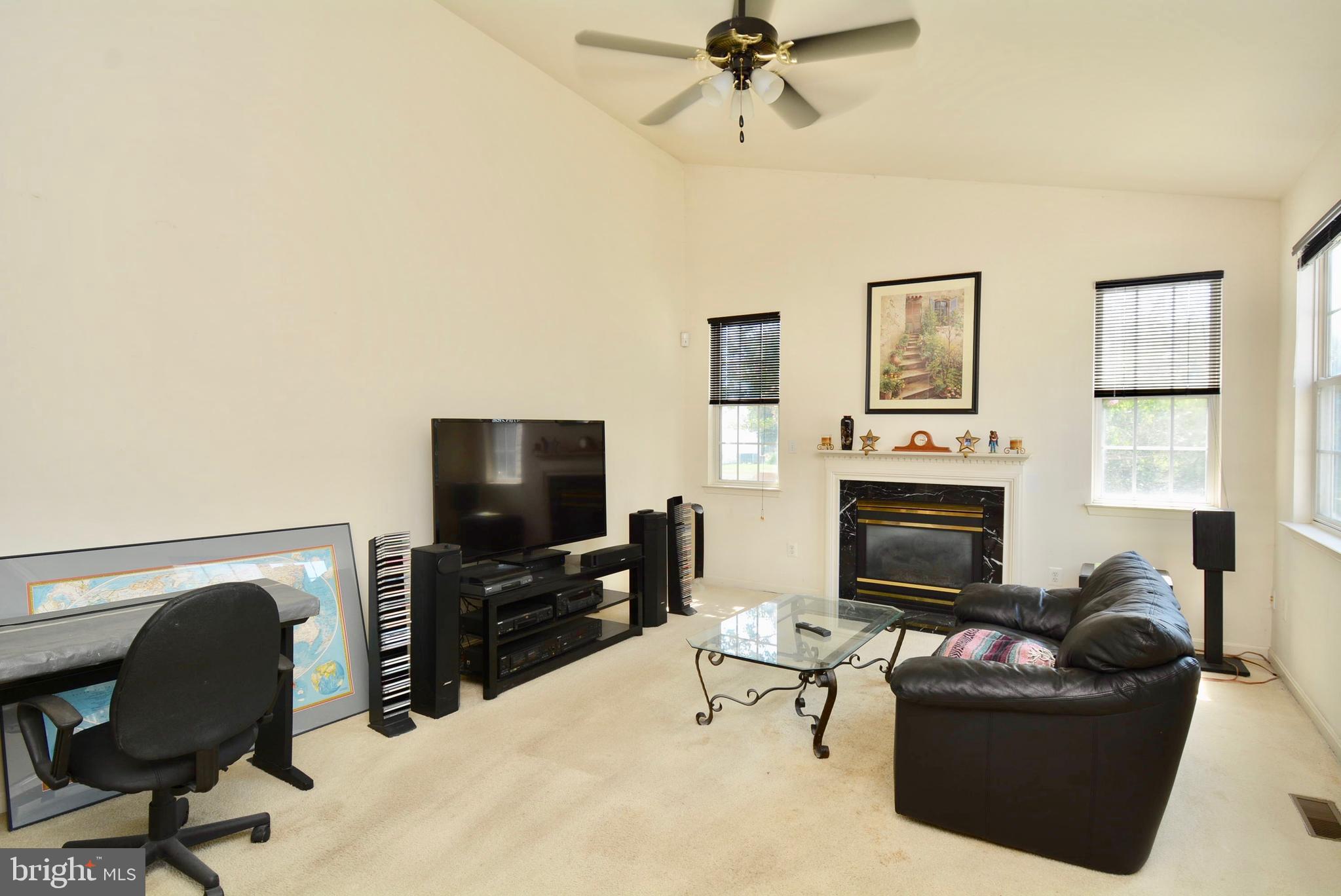 CROSSROADS MANOR - Residential