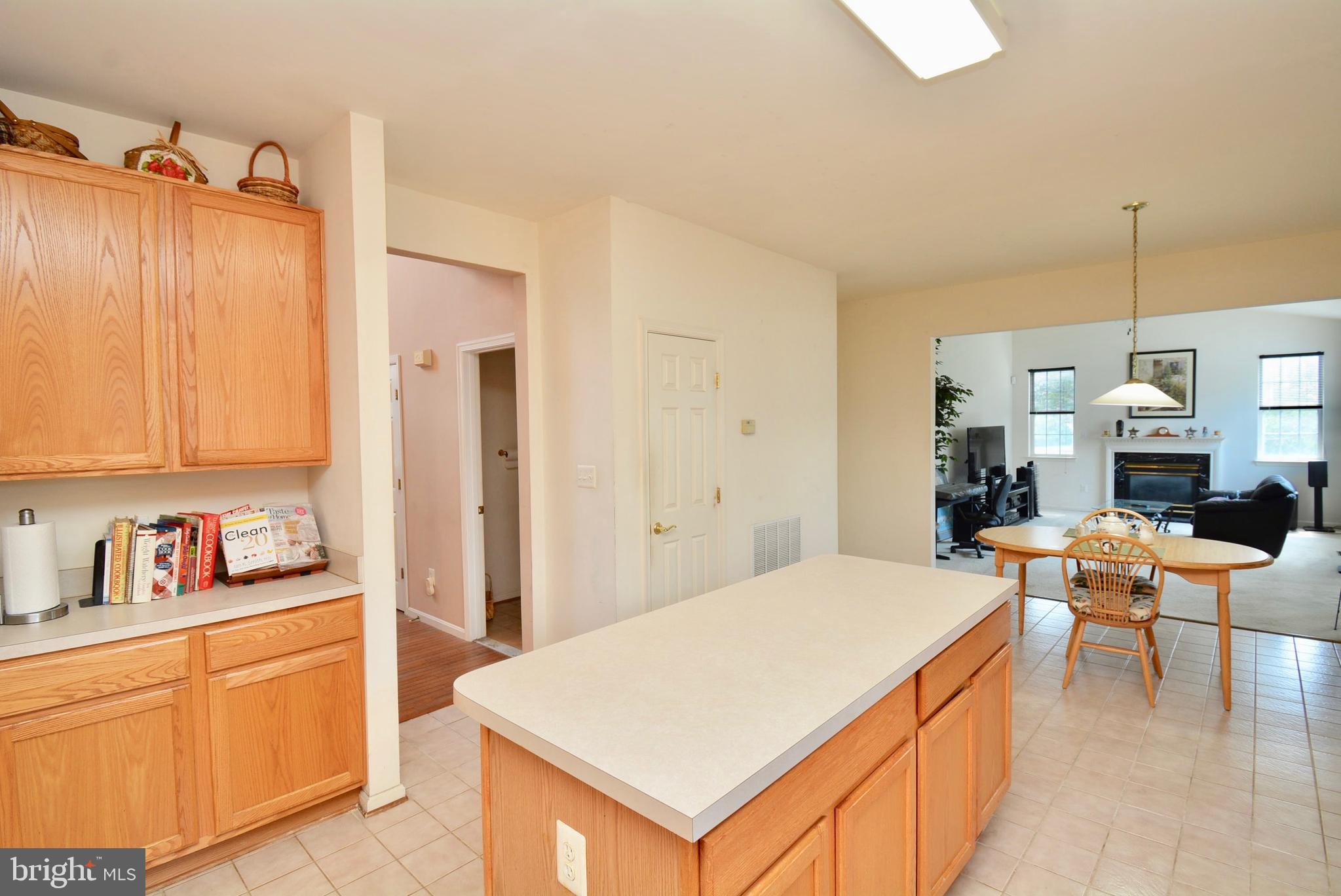 CROSSROADS MANOR - Residential