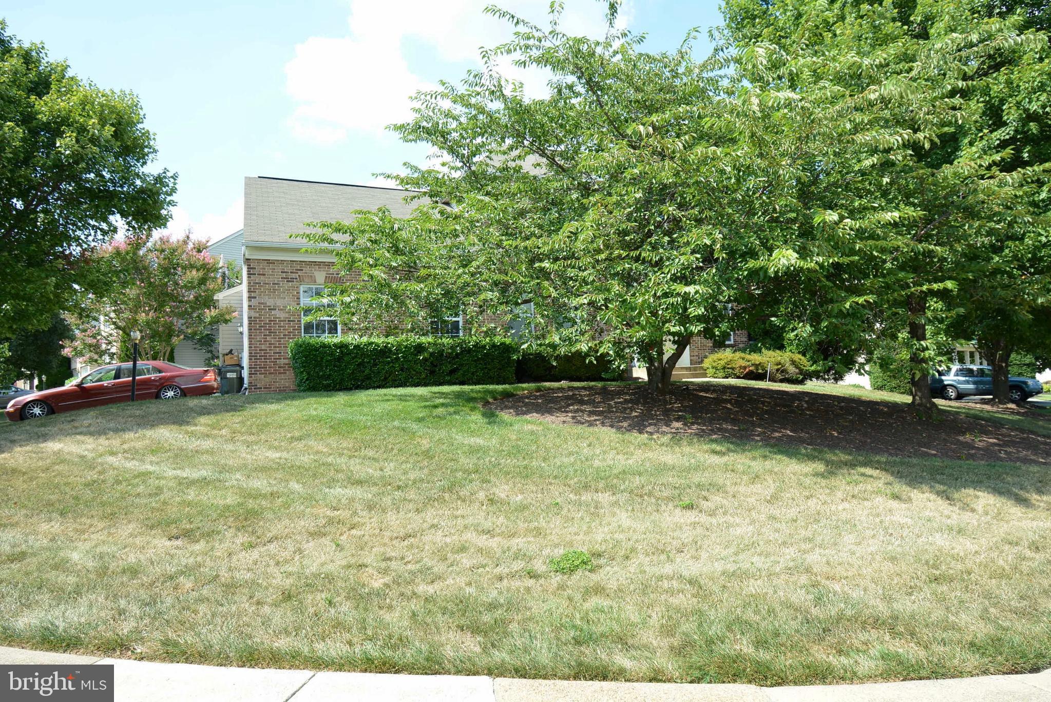 CROSSROADS MANOR - Residential