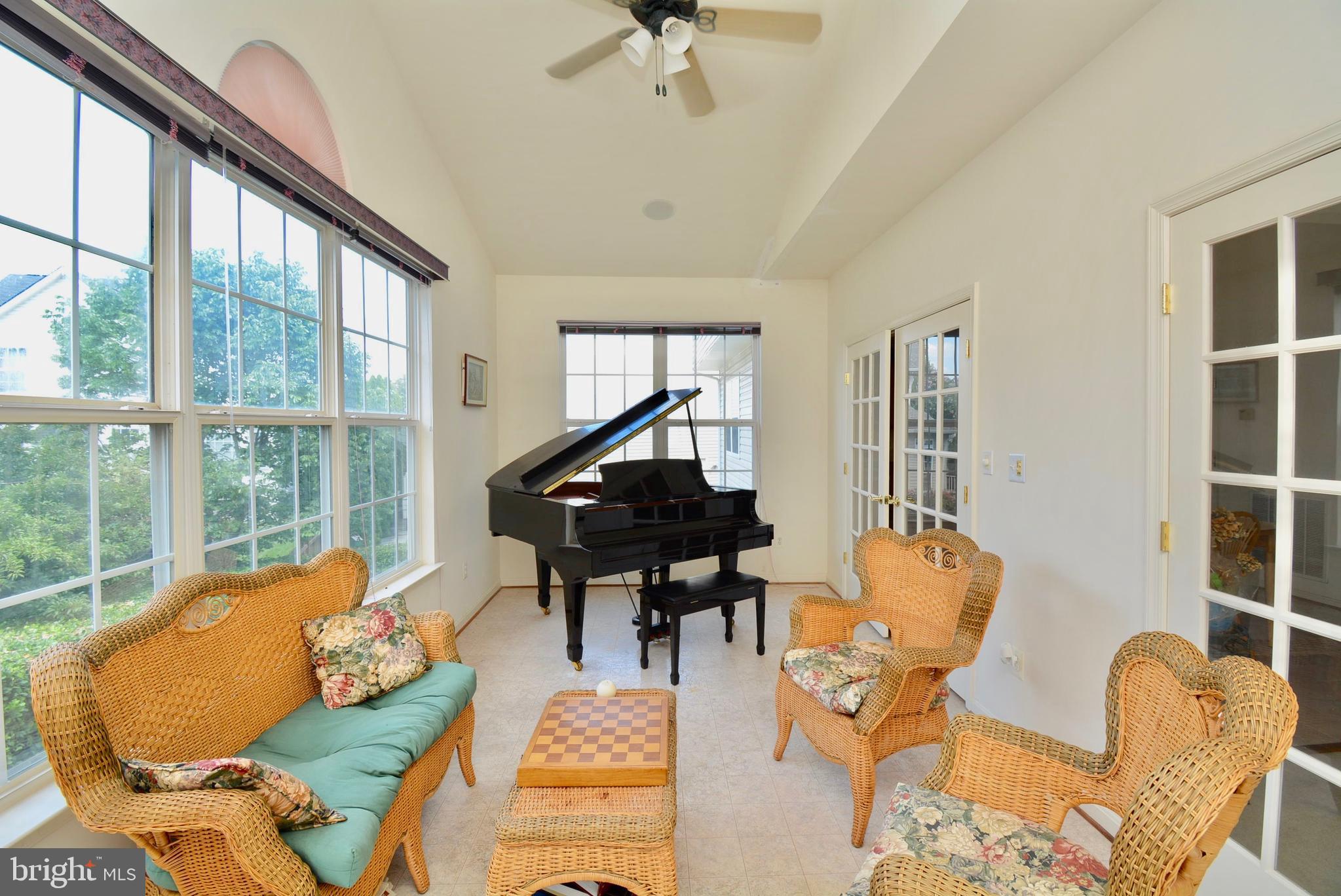 CROSSROADS MANOR - Residential