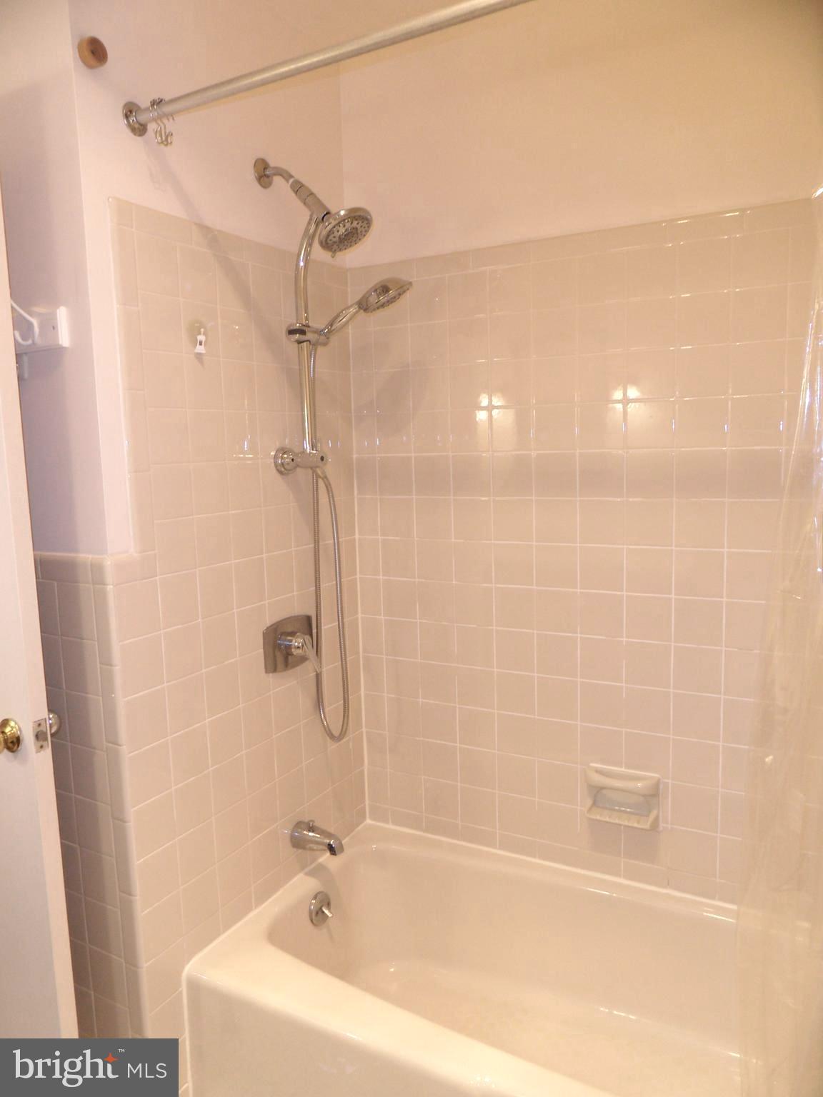 MOUNT HEBRON - Residential Lease