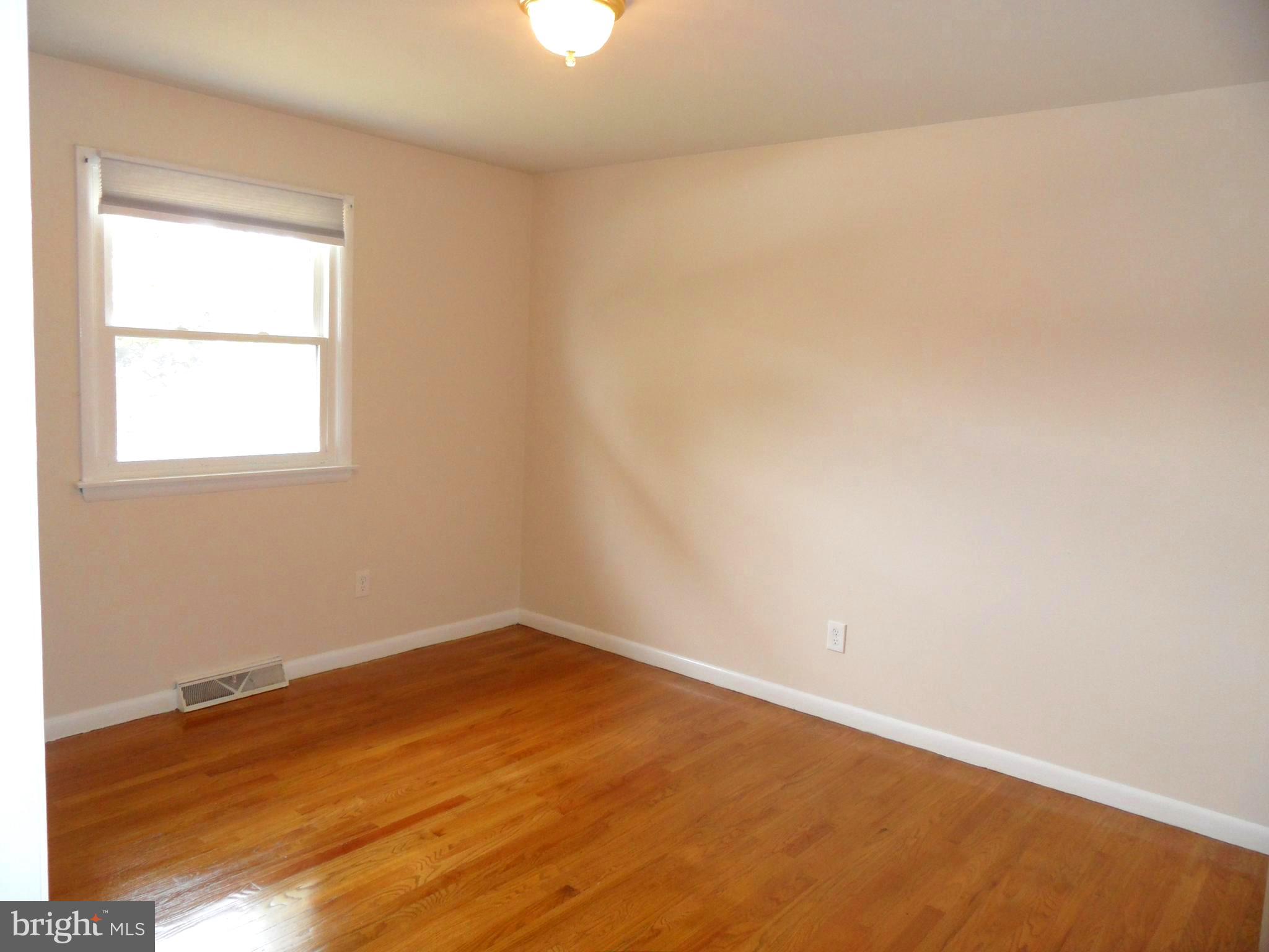 MOUNT HEBRON - Residential Lease