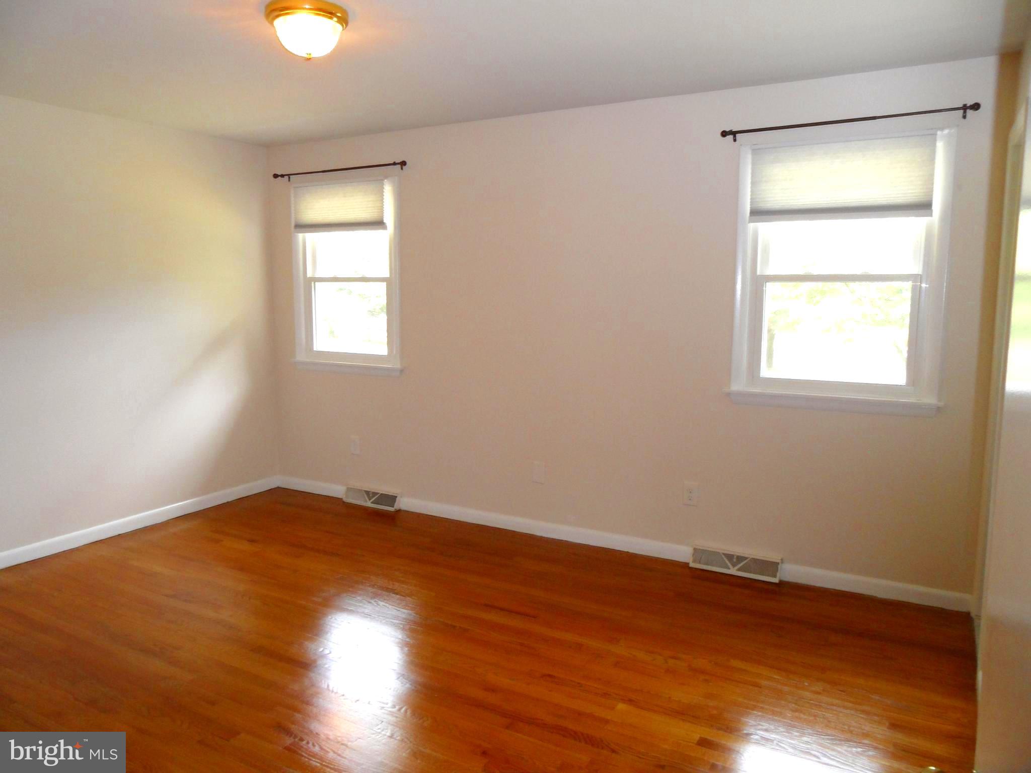 MOUNT HEBRON - Residential Lease