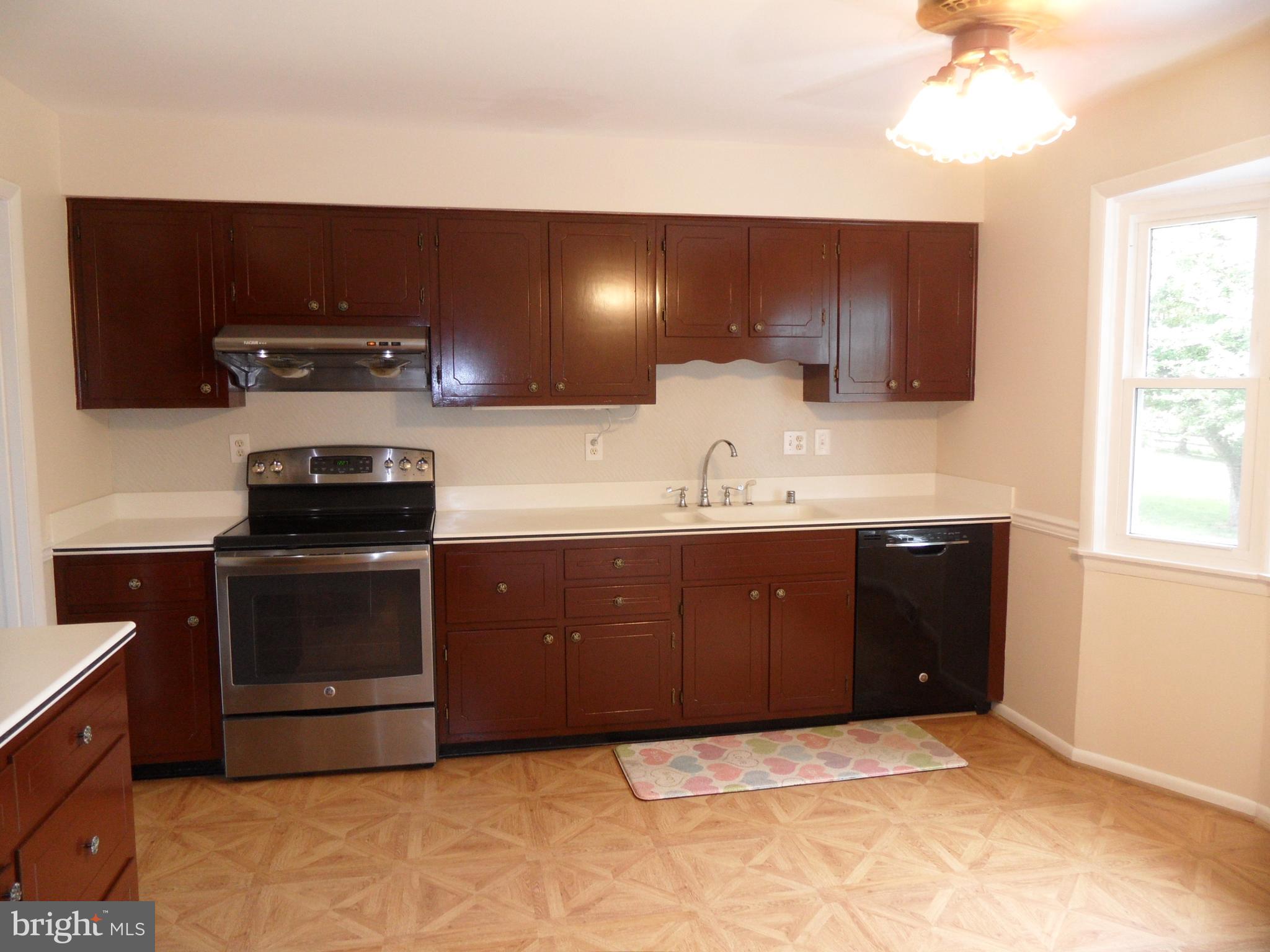 MOUNT HEBRON - Residential Lease