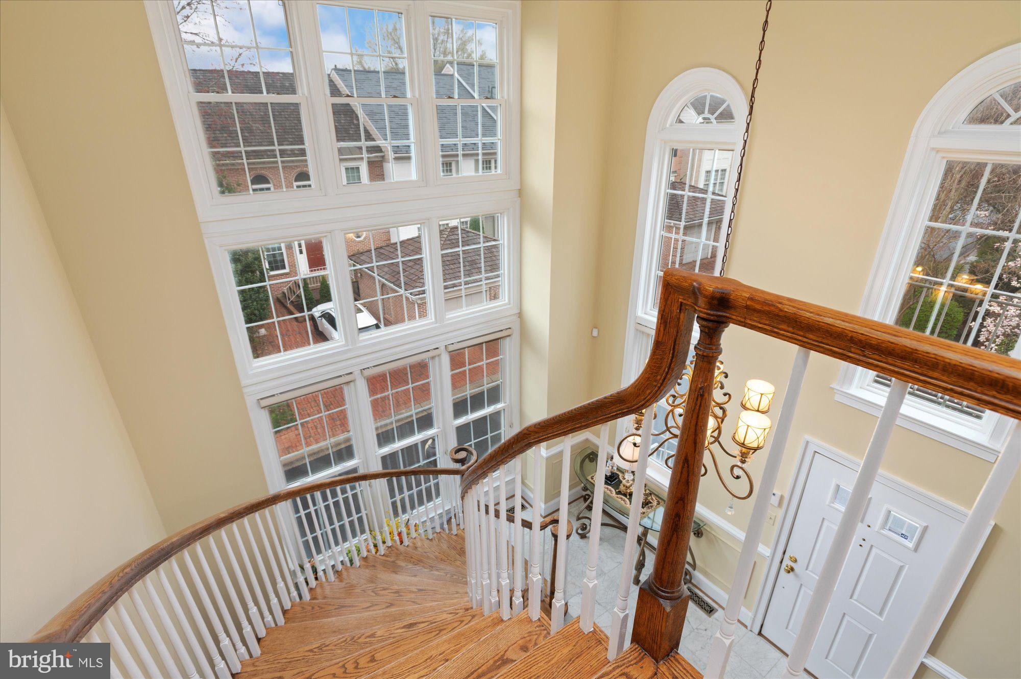 8001 QUARRY RIDGE WAY