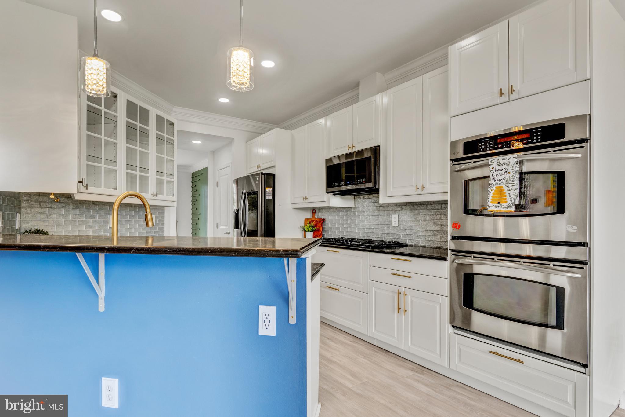 PEMBROOKE - Residential Lease