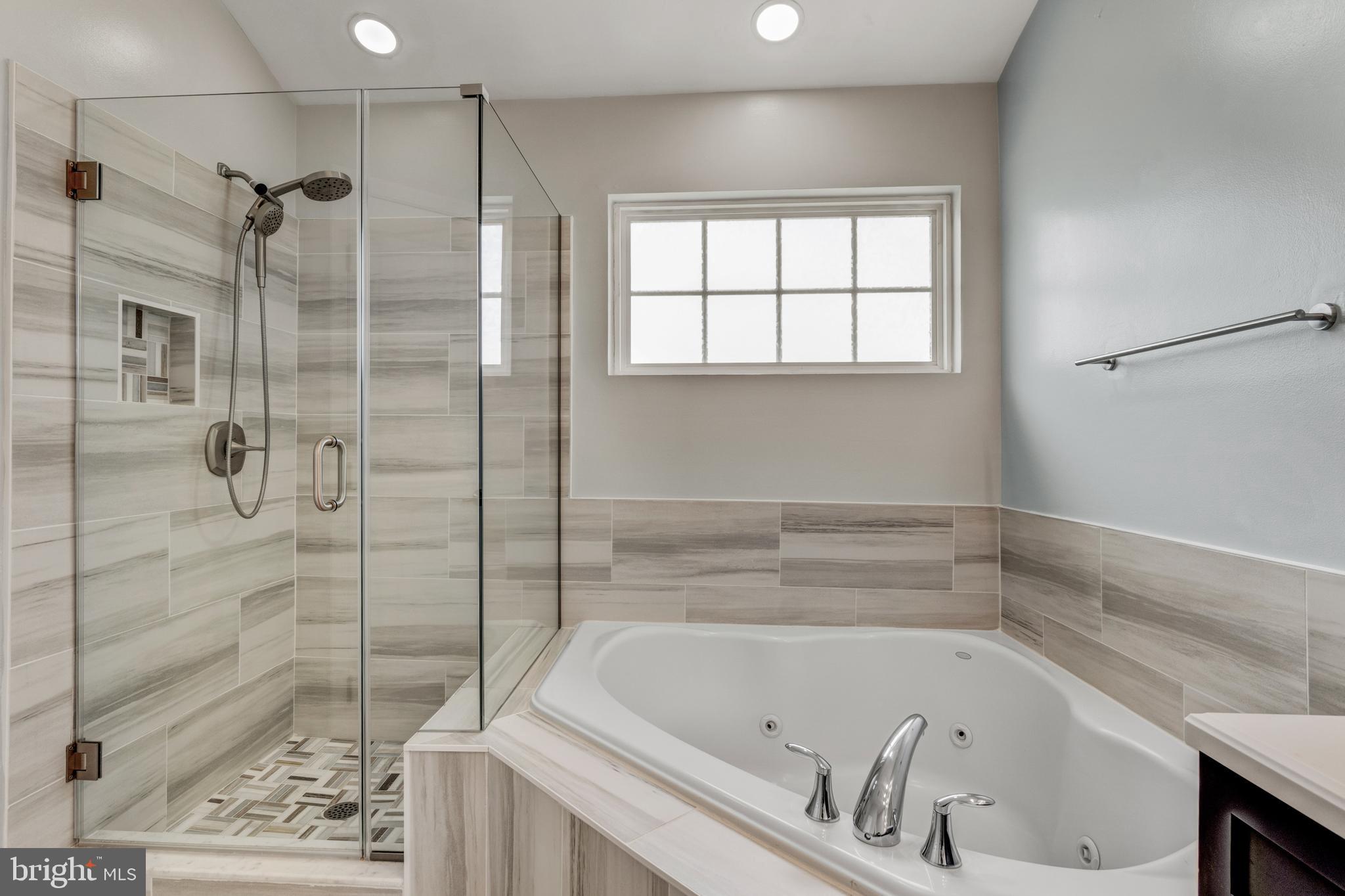 PEMBROOKE - Residential Lease