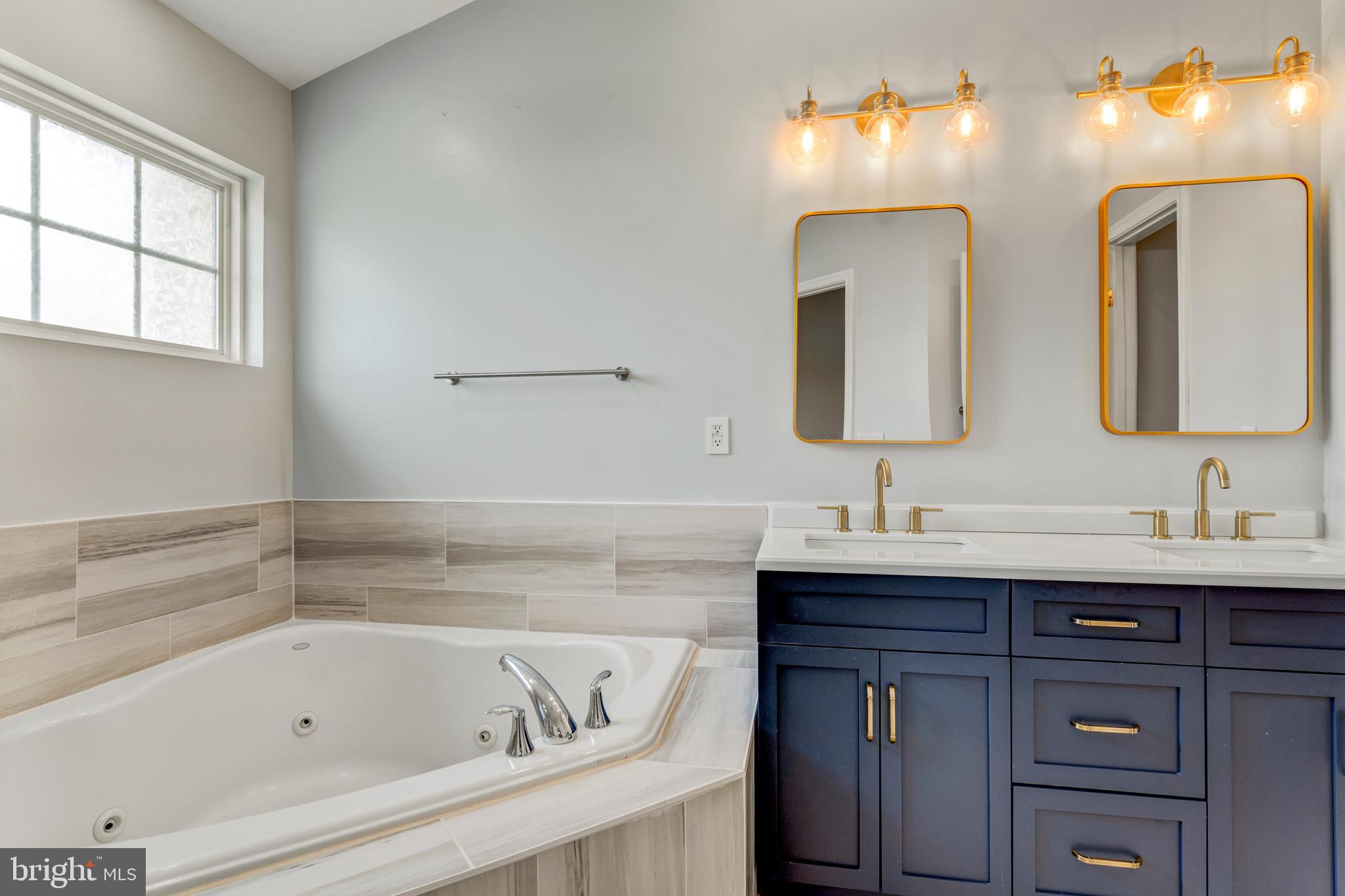 PEMBROOKE - Residential Lease