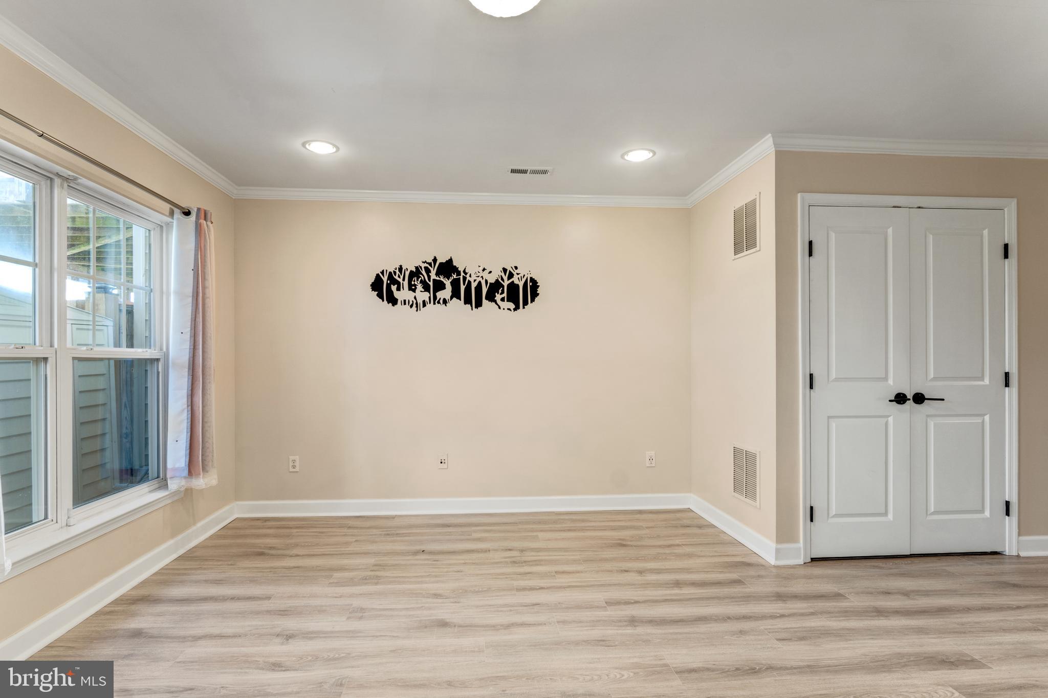 PEMBROOKE - Residential Lease