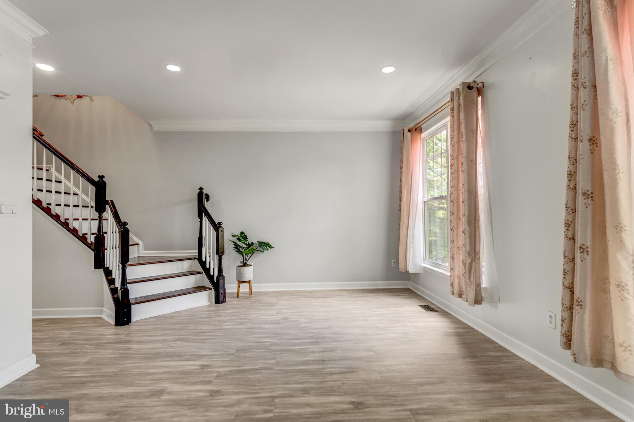 PEMBROOKE - Residential Lease