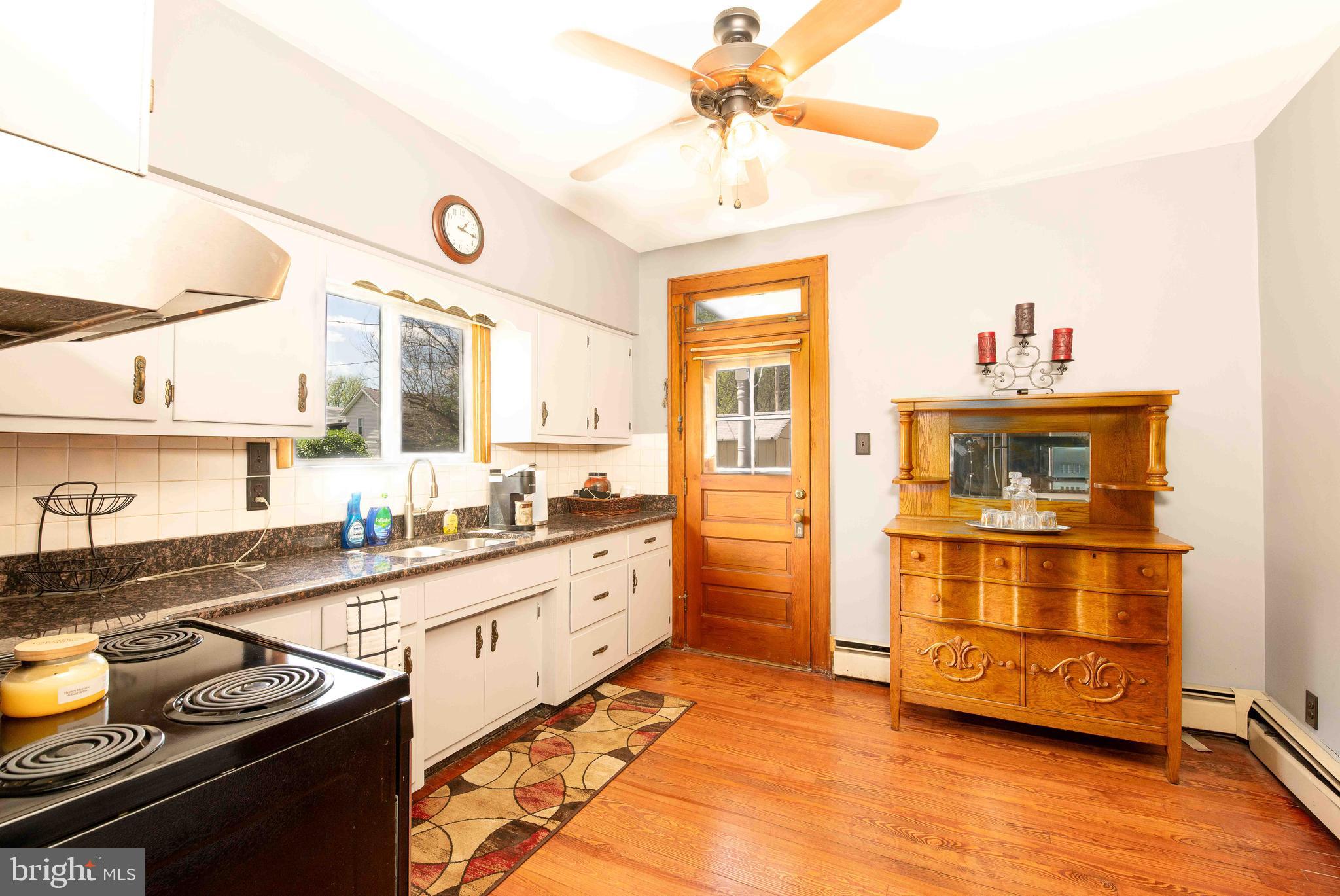 NORTH END - Residential