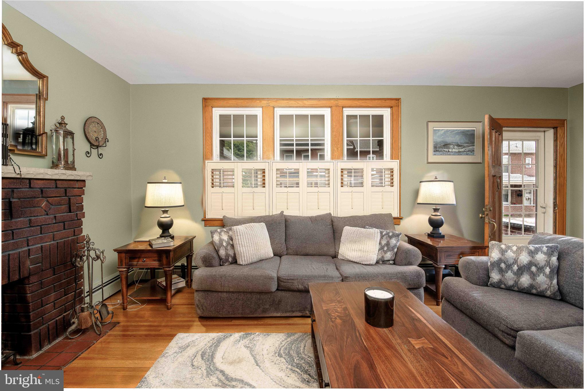 NORTH END - Residential
