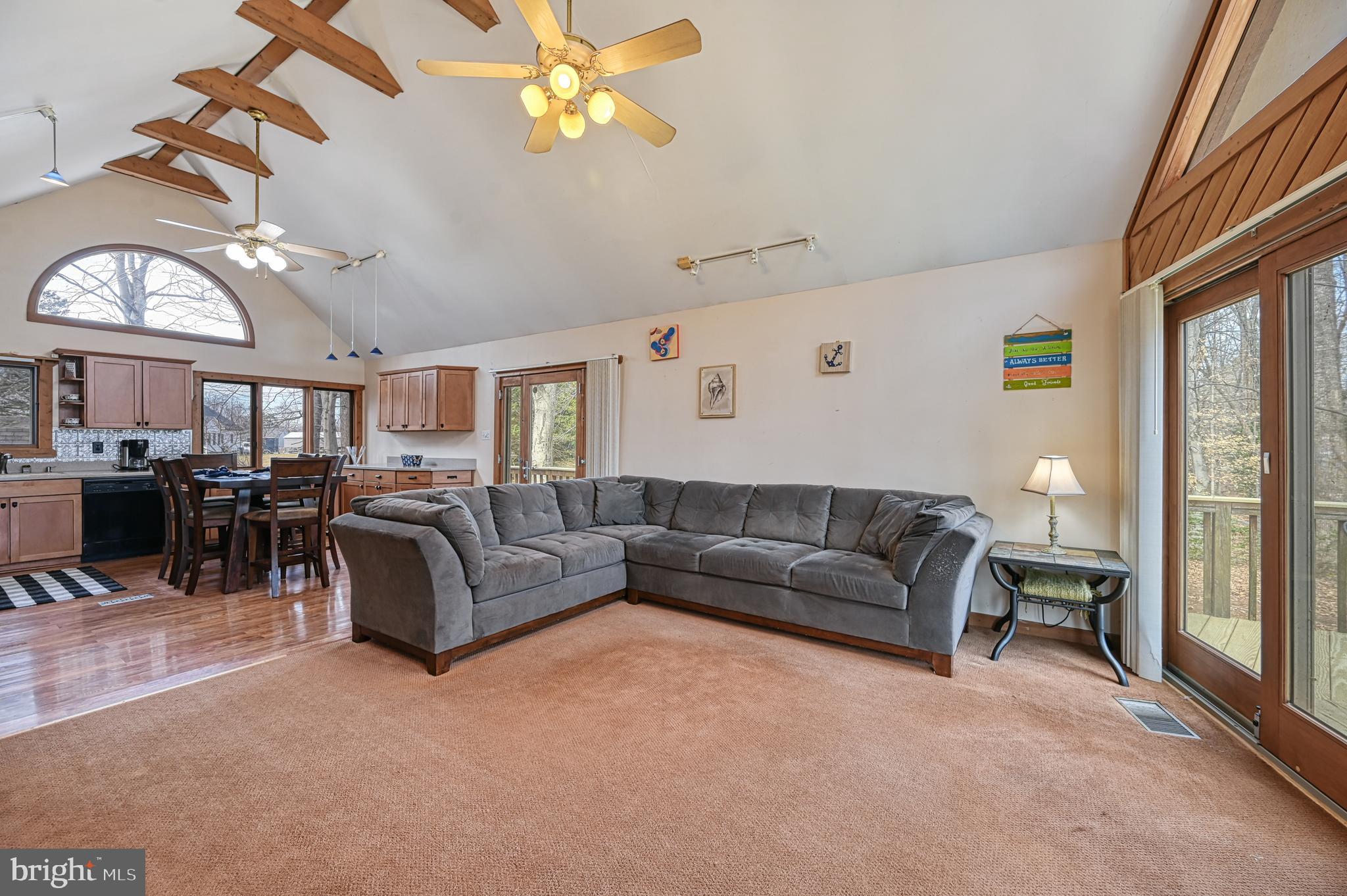 BEAR CASTLE - Residential