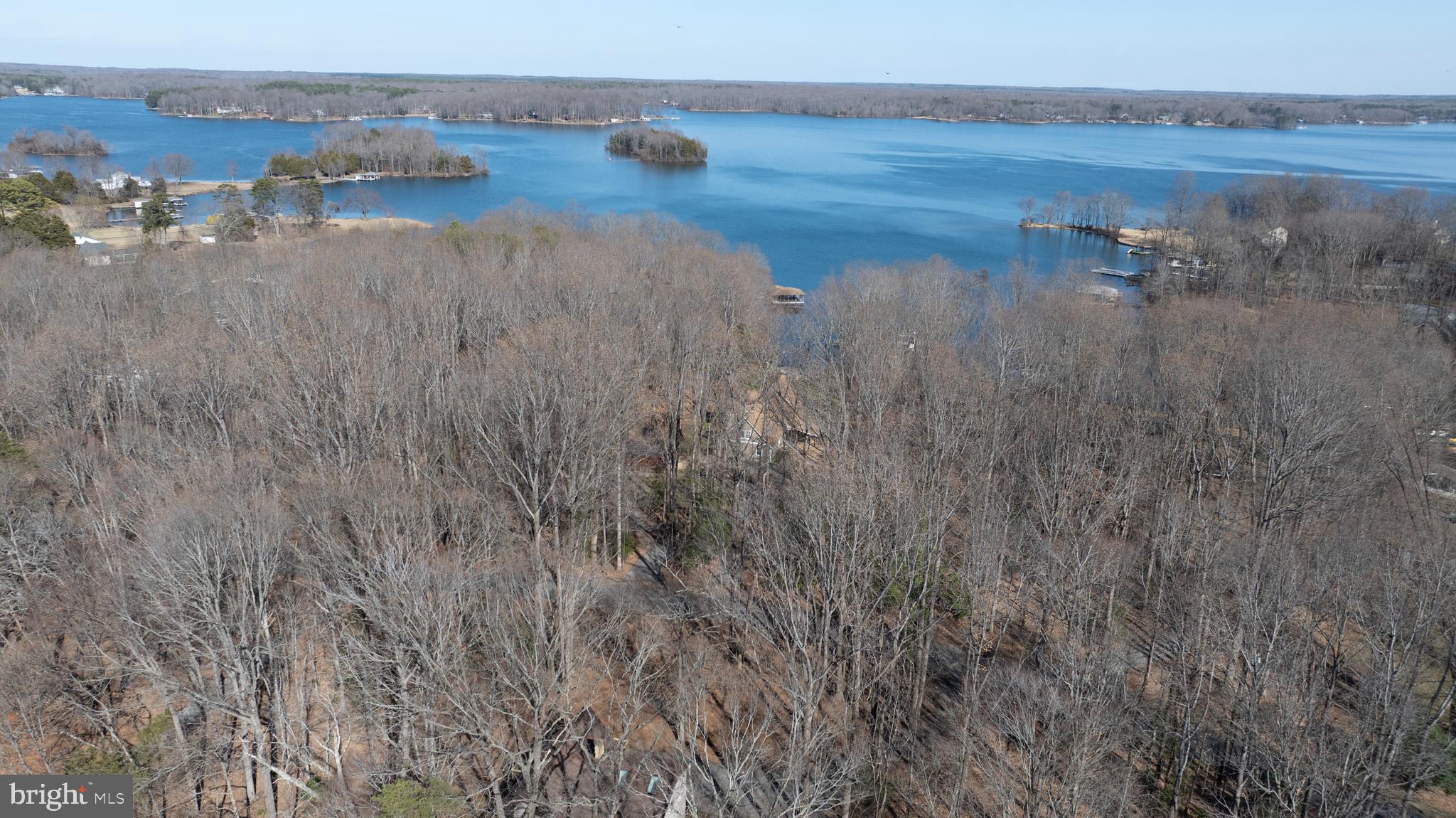 BEAR CASTLE - Residential
