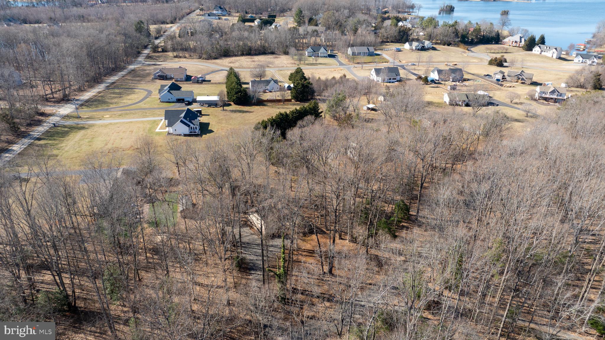 BEAR CASTLE - Residential