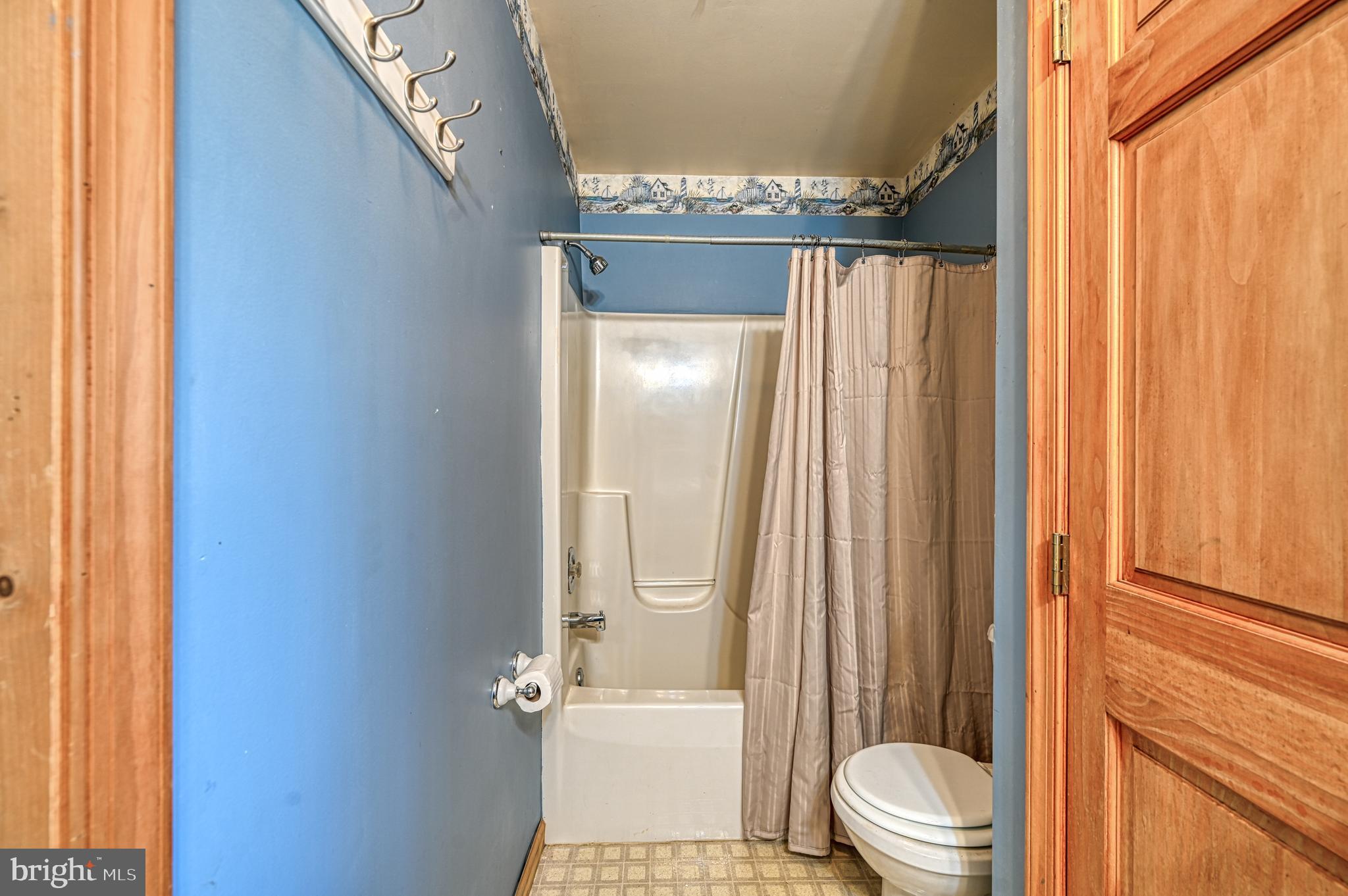 BEAR CASTLE - Residential