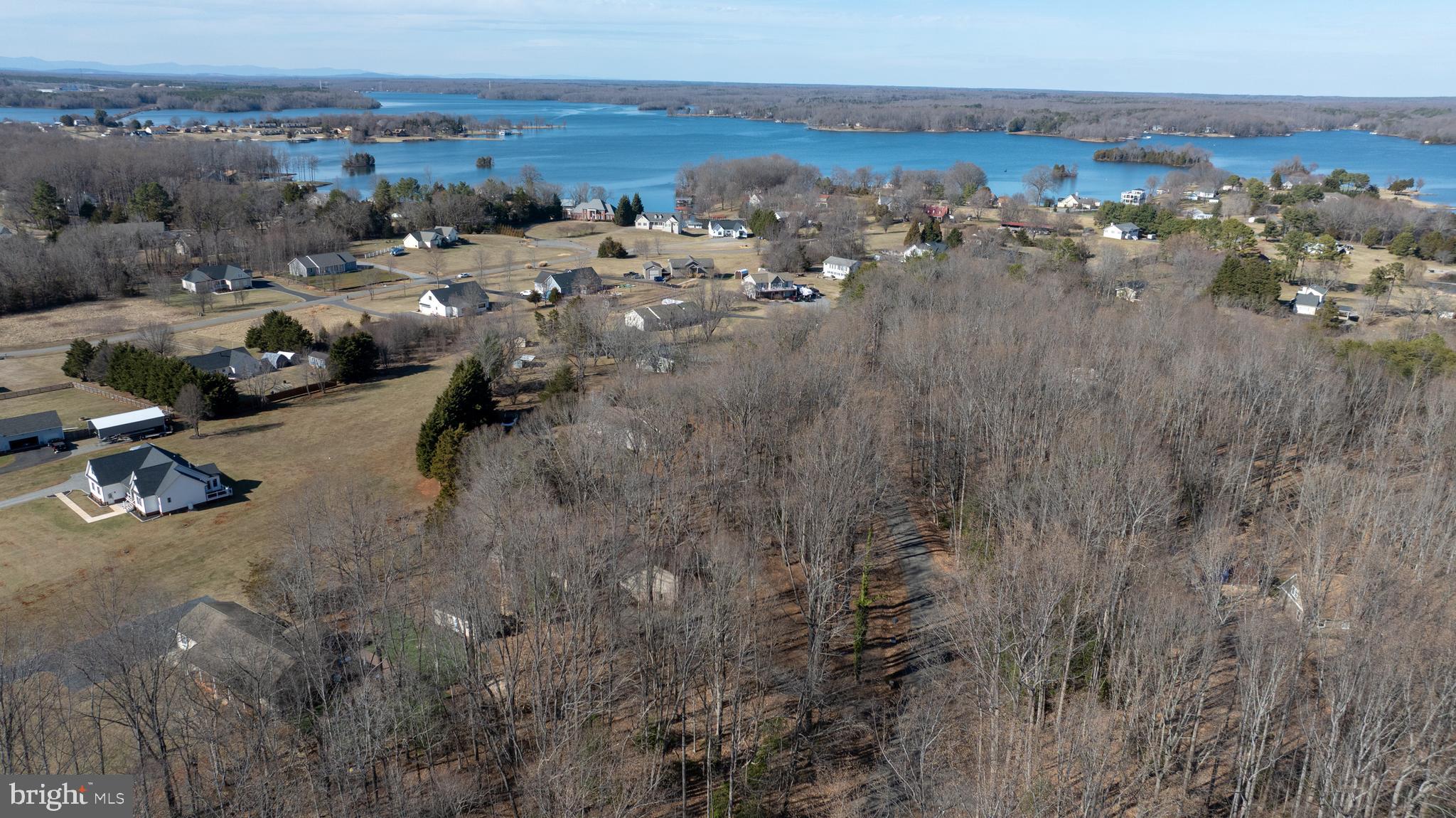 BEAR CASTLE - Residential