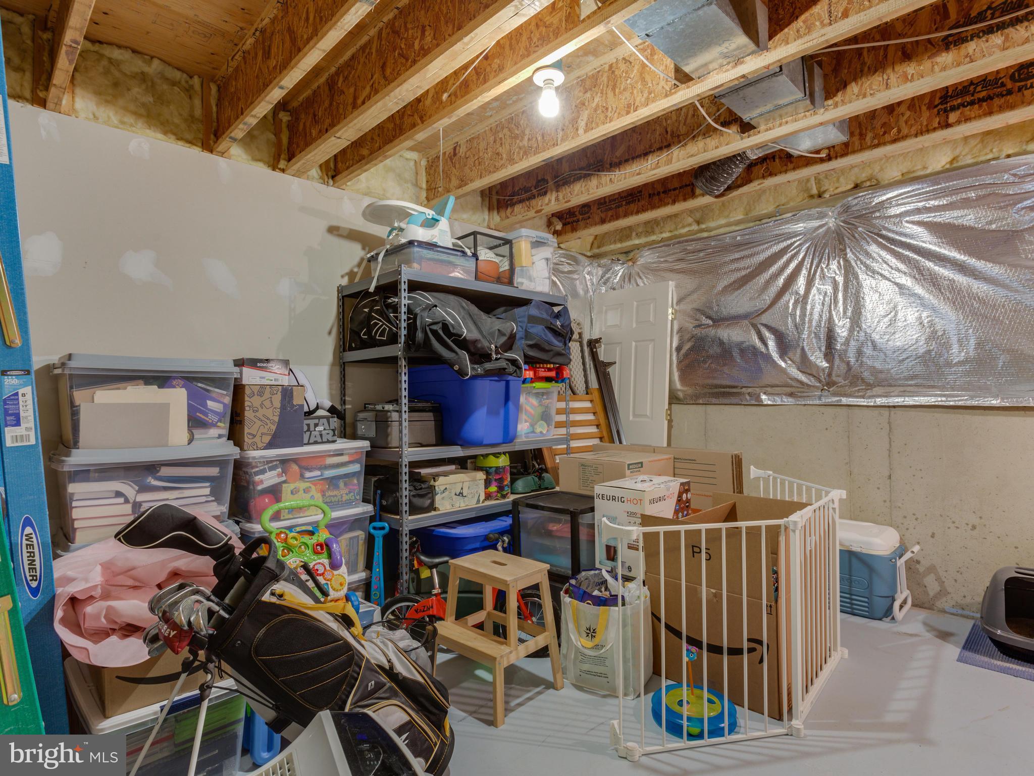 HUNTLEY MEADOWS - Residential