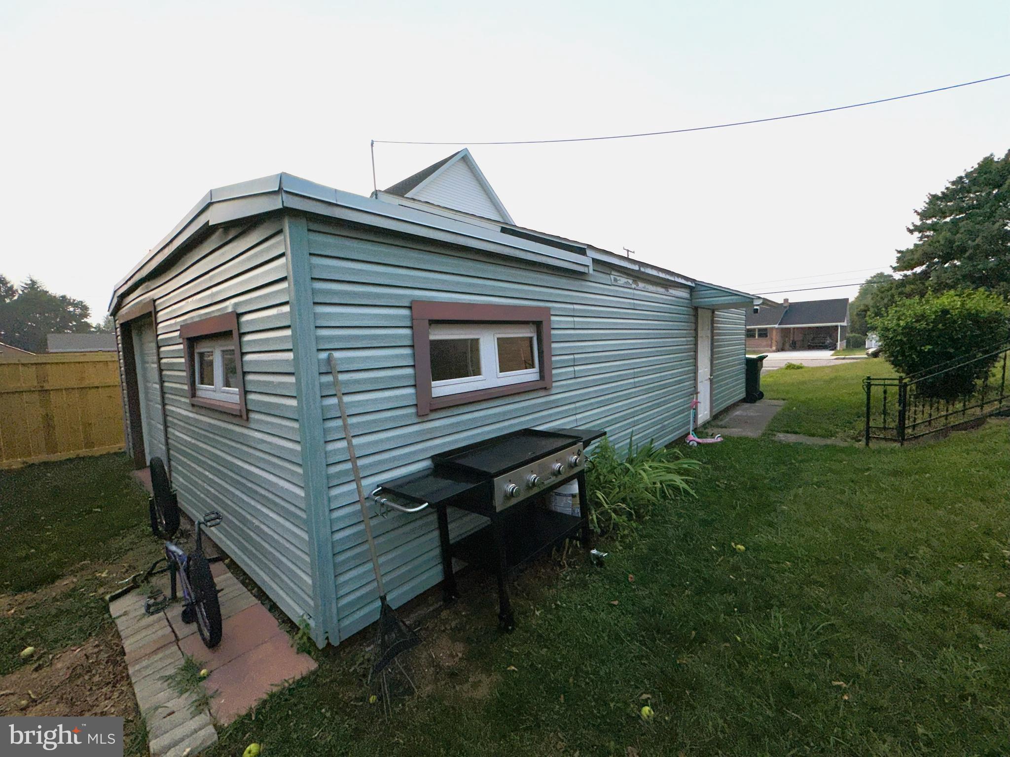 MIDWAY - Residential