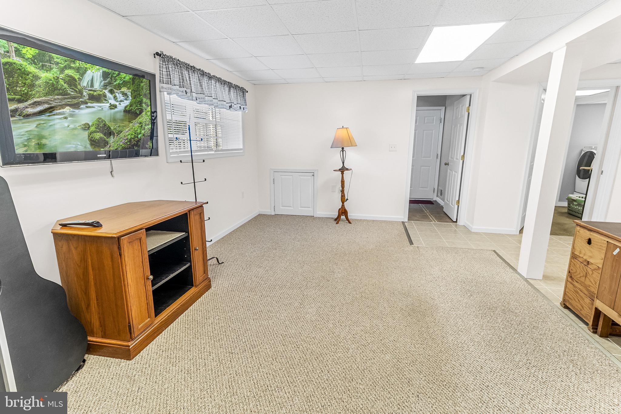 RIDGEFIELD - Residential