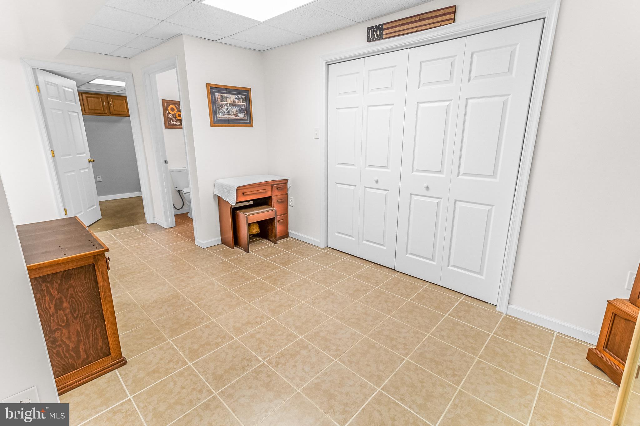 RIDGEFIELD - Residential