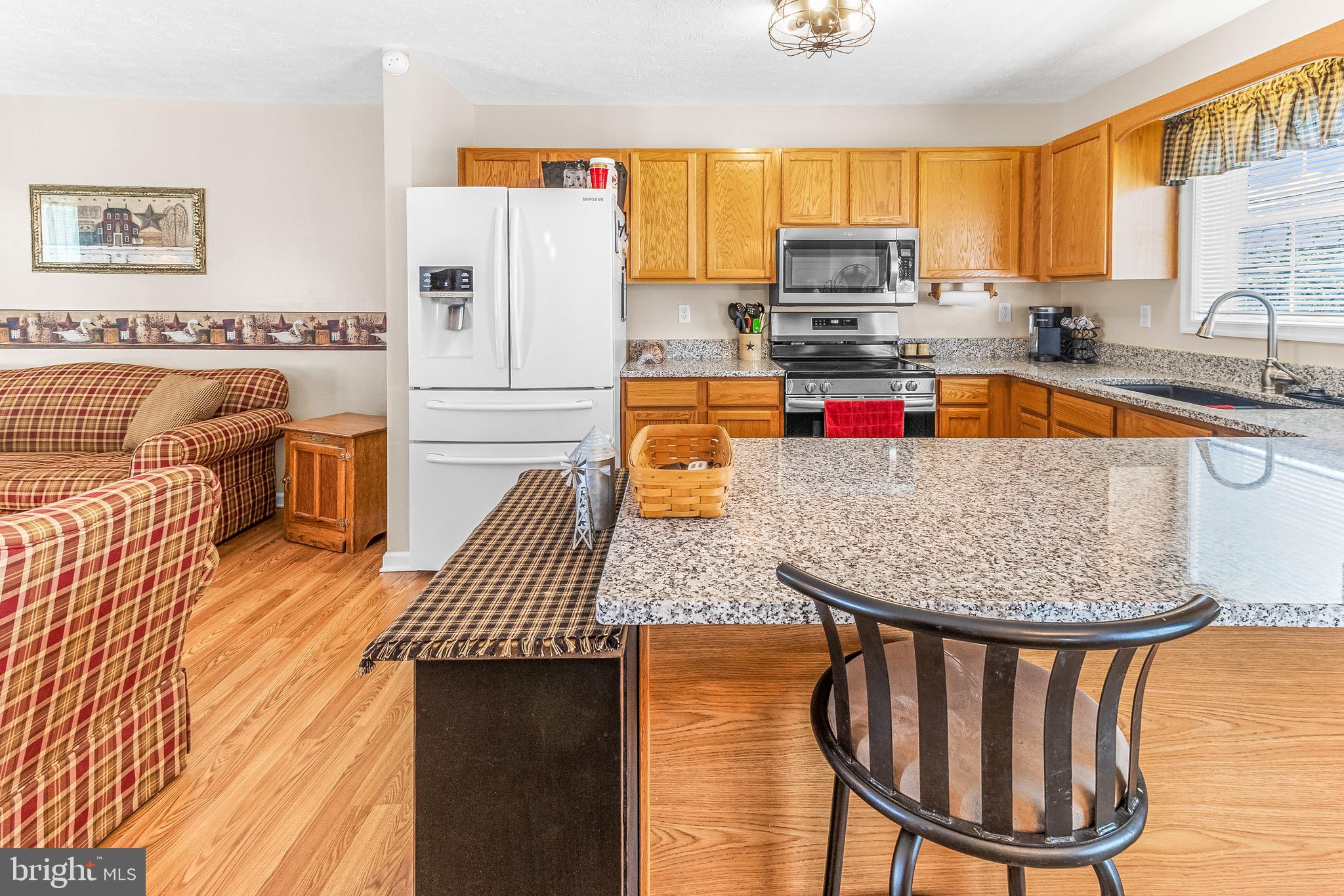 RIDGEFIELD - Residential